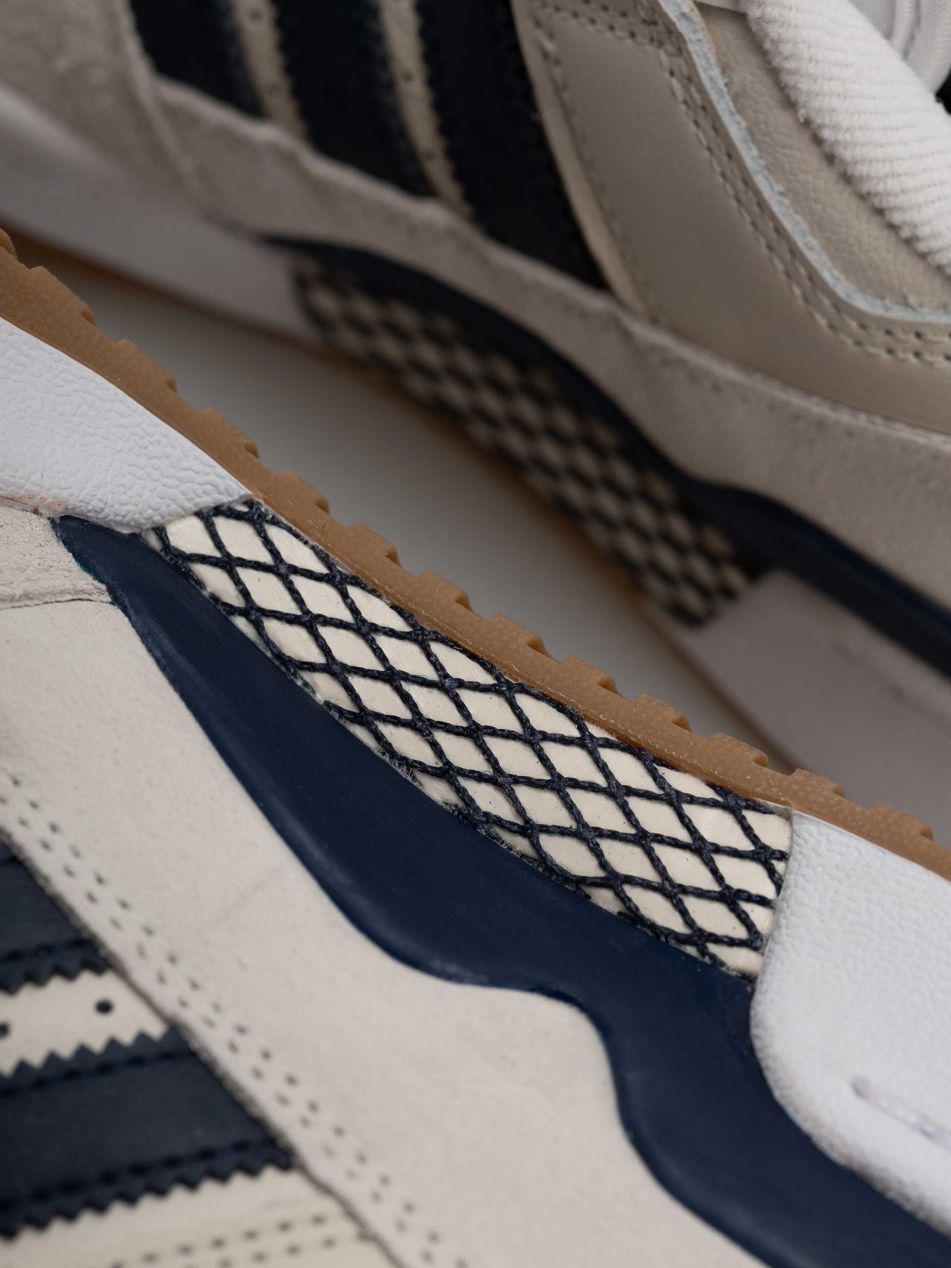 Boty adidas Forum 84 Low Adv (cwhite/conavy/ftwwht)