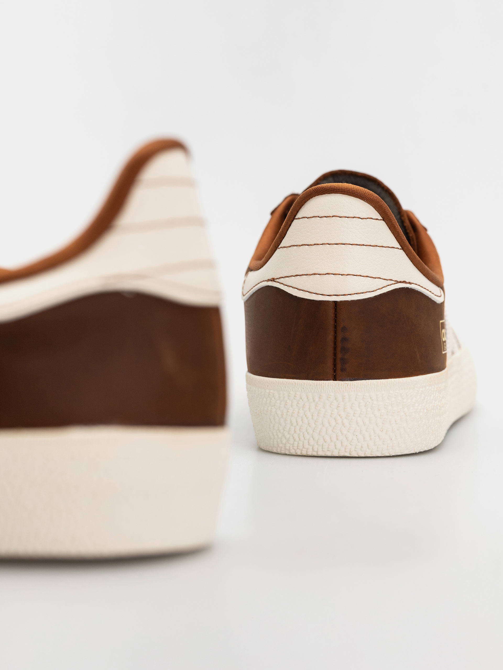 Boty adidas Gazelle Adv (cwhite/owhite)