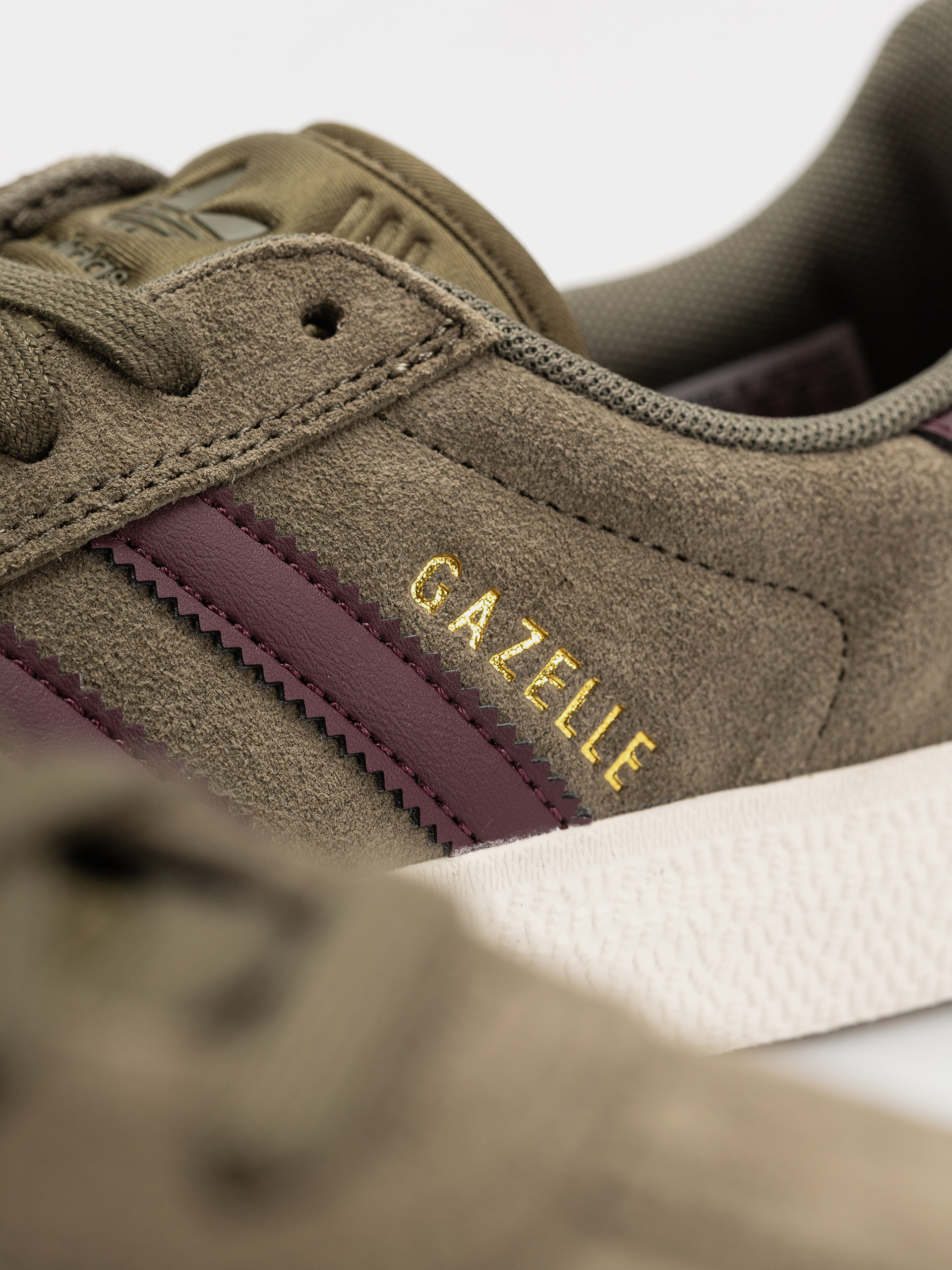 Boty adidas Gazelle Adv (olistr/maroon/cwhite)
