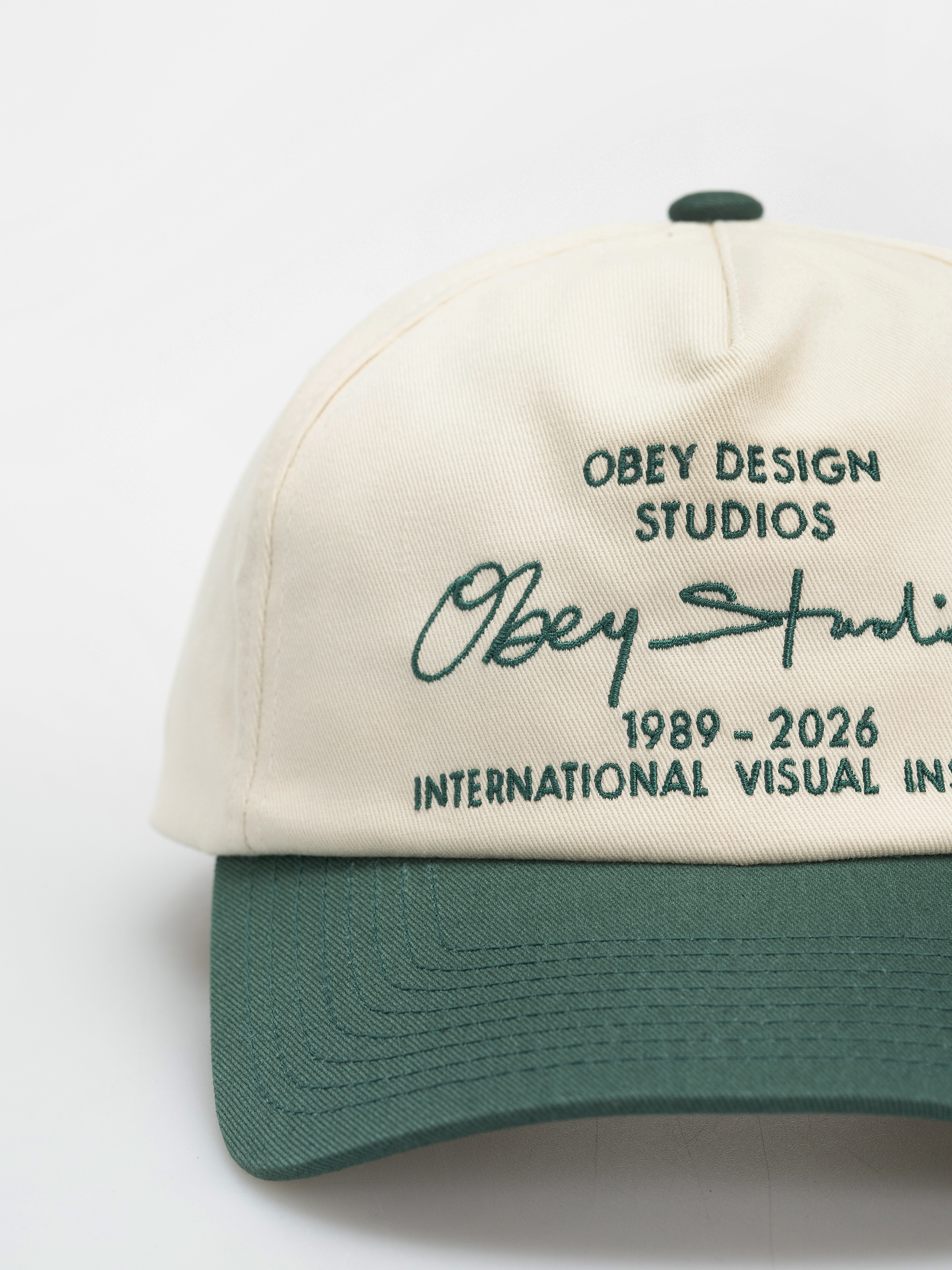 Kšiltovka  OBEY Design Studios 5 Panel (spruce multi)