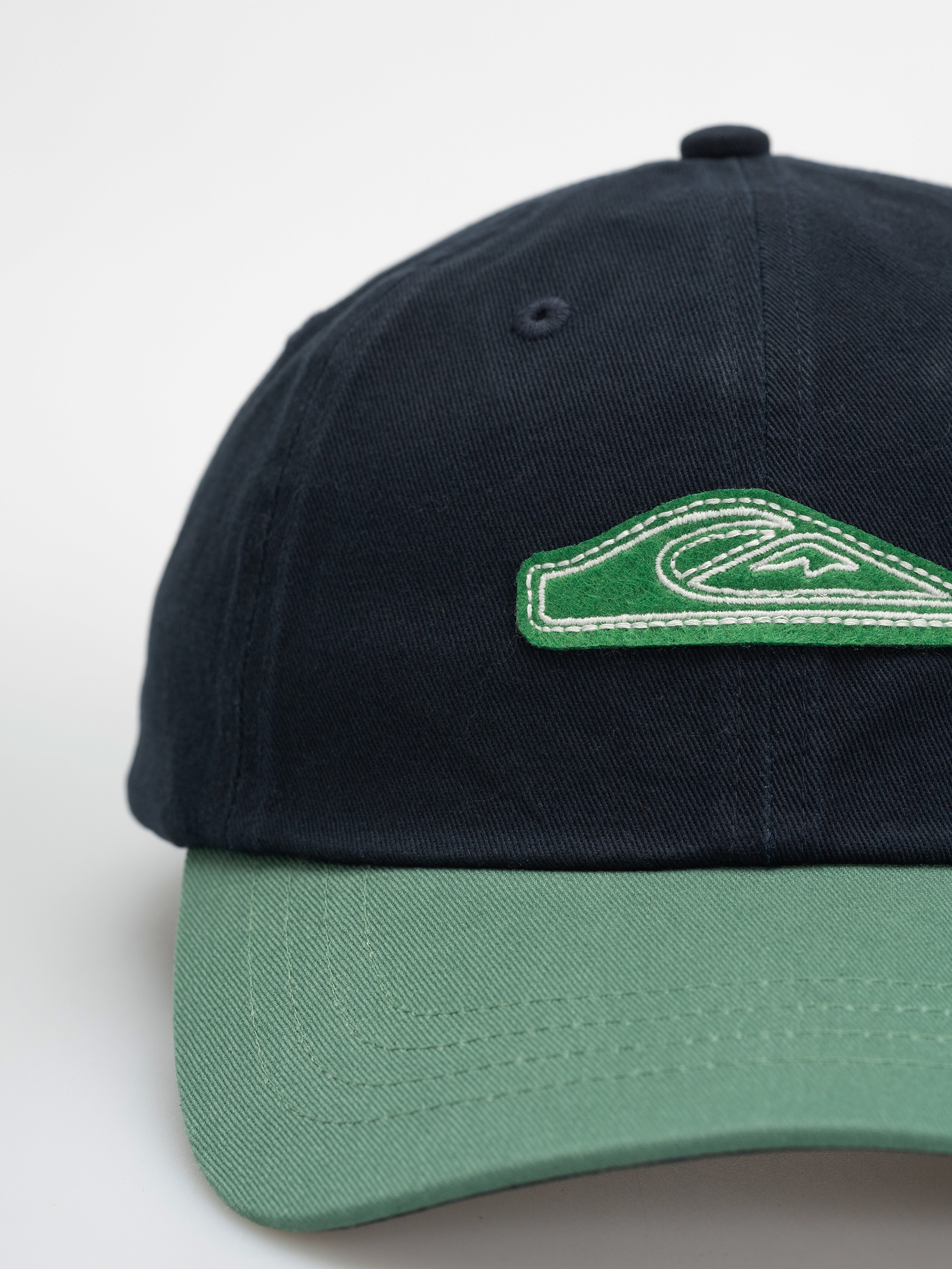 Kšiltovka  Quiksilver Decades Special (leprechaun)