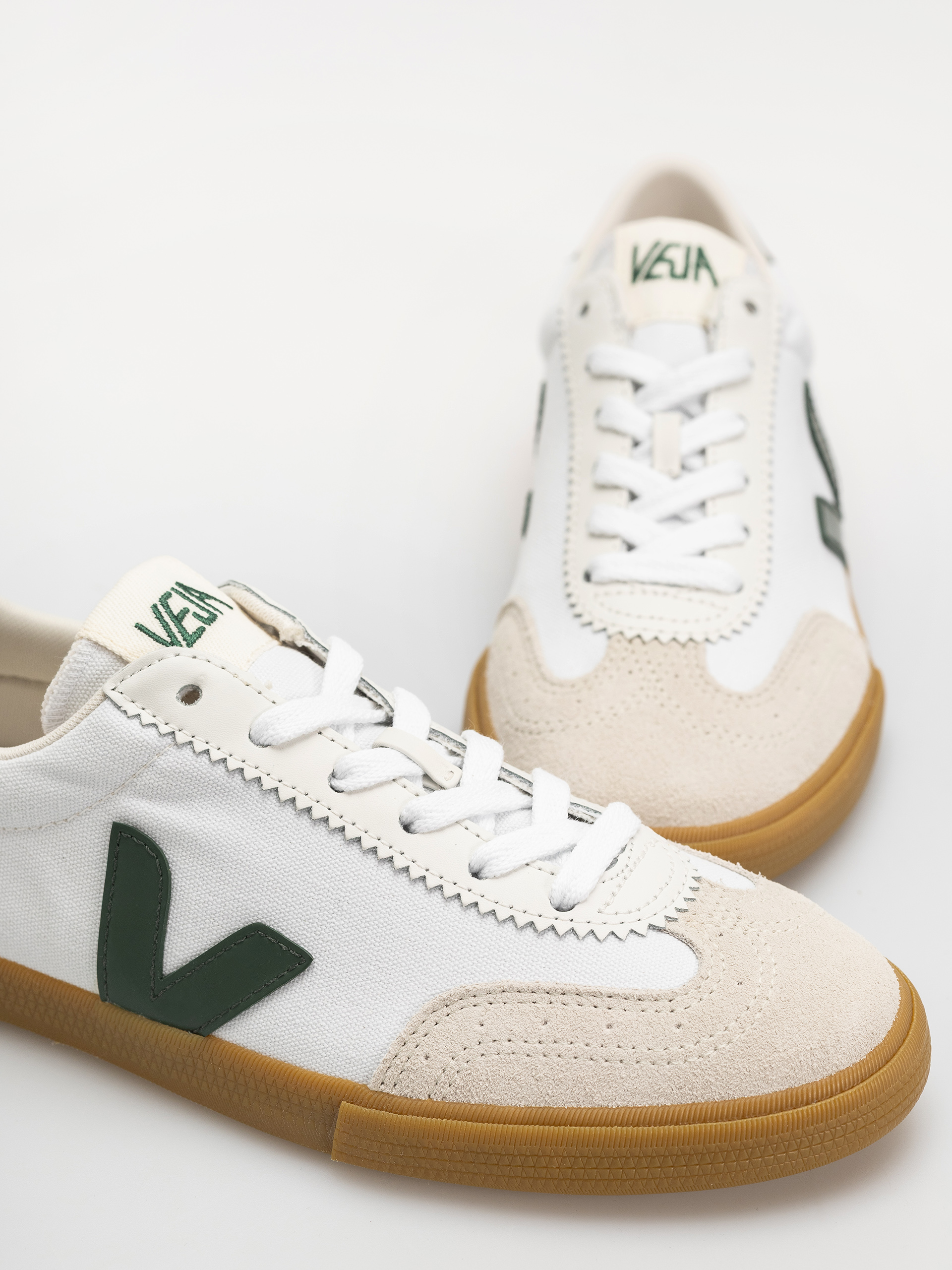Boty Veja Volley Wmn (white cryprus natural)
