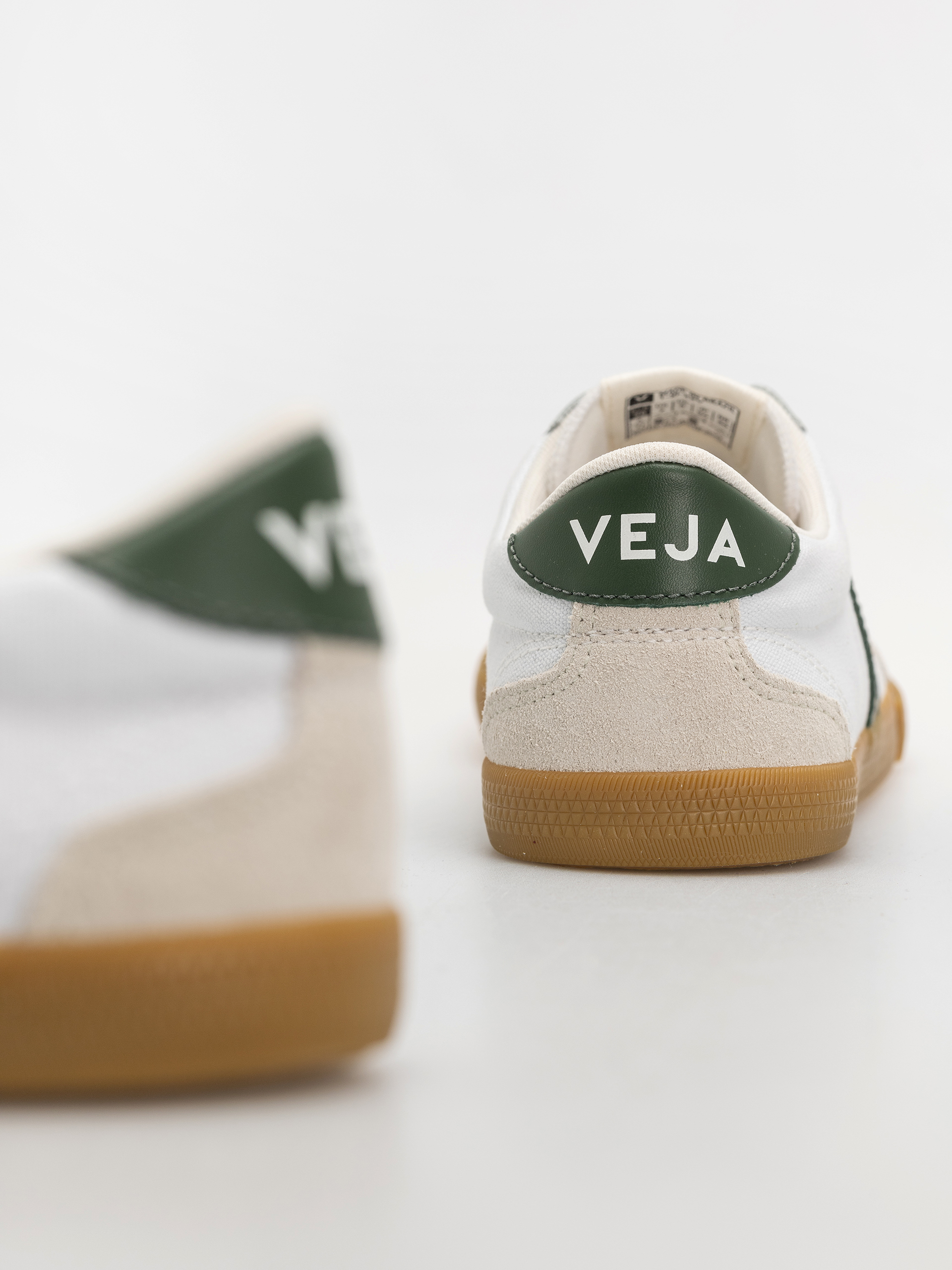 Boty Veja Volley Wmn (white cryprus natural)