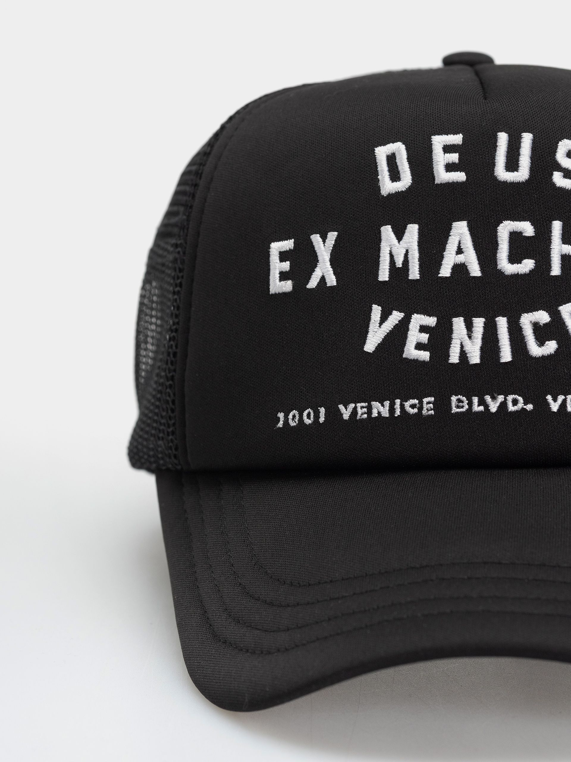 Kšiltovka  Deus Ex Machina Venice Address (black)