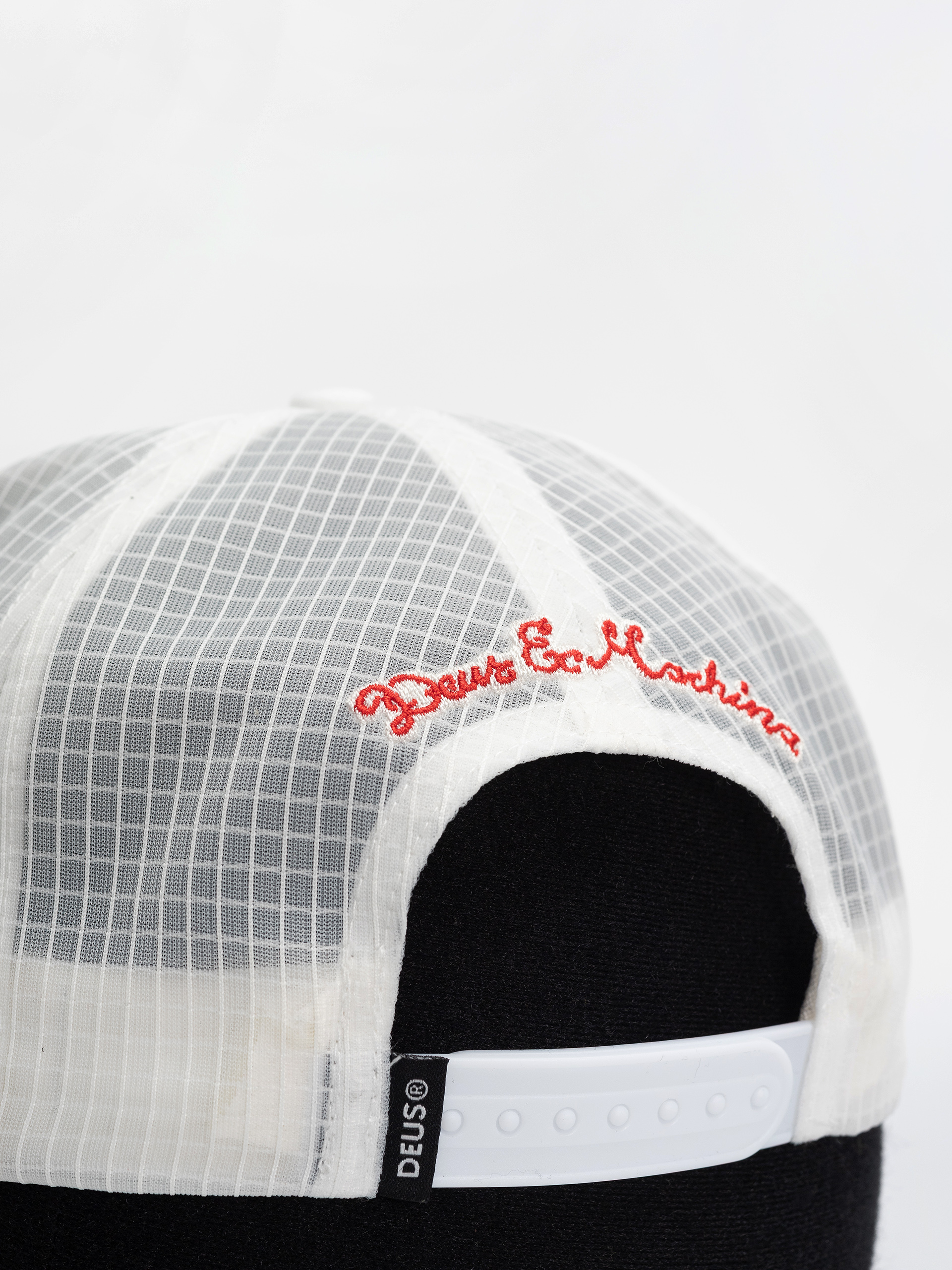 Kšiltovka  Deus Ex Machina MX (white)
