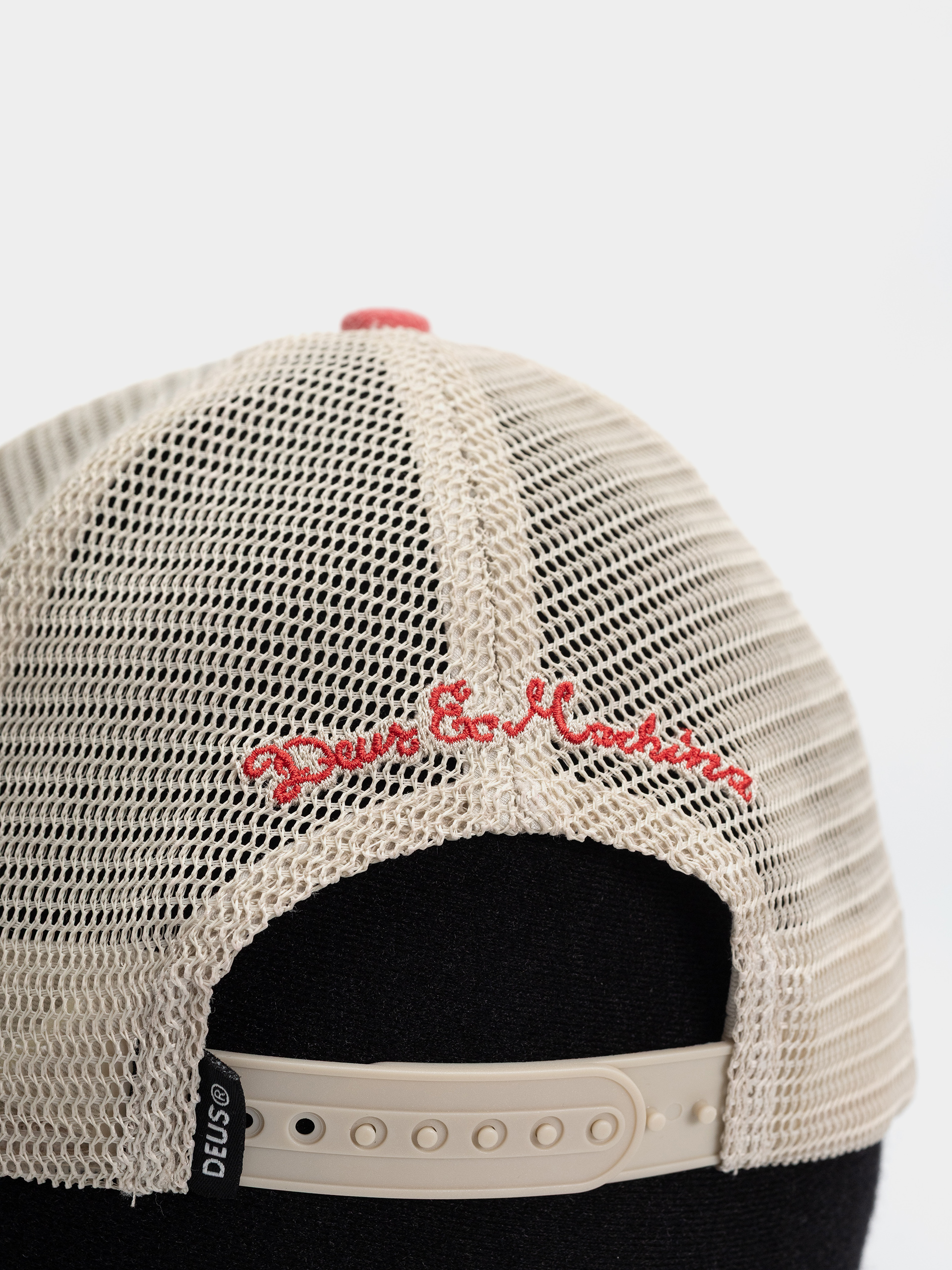 Kšiltovka  Deus Ex Machina Tokyo Address (melon red)