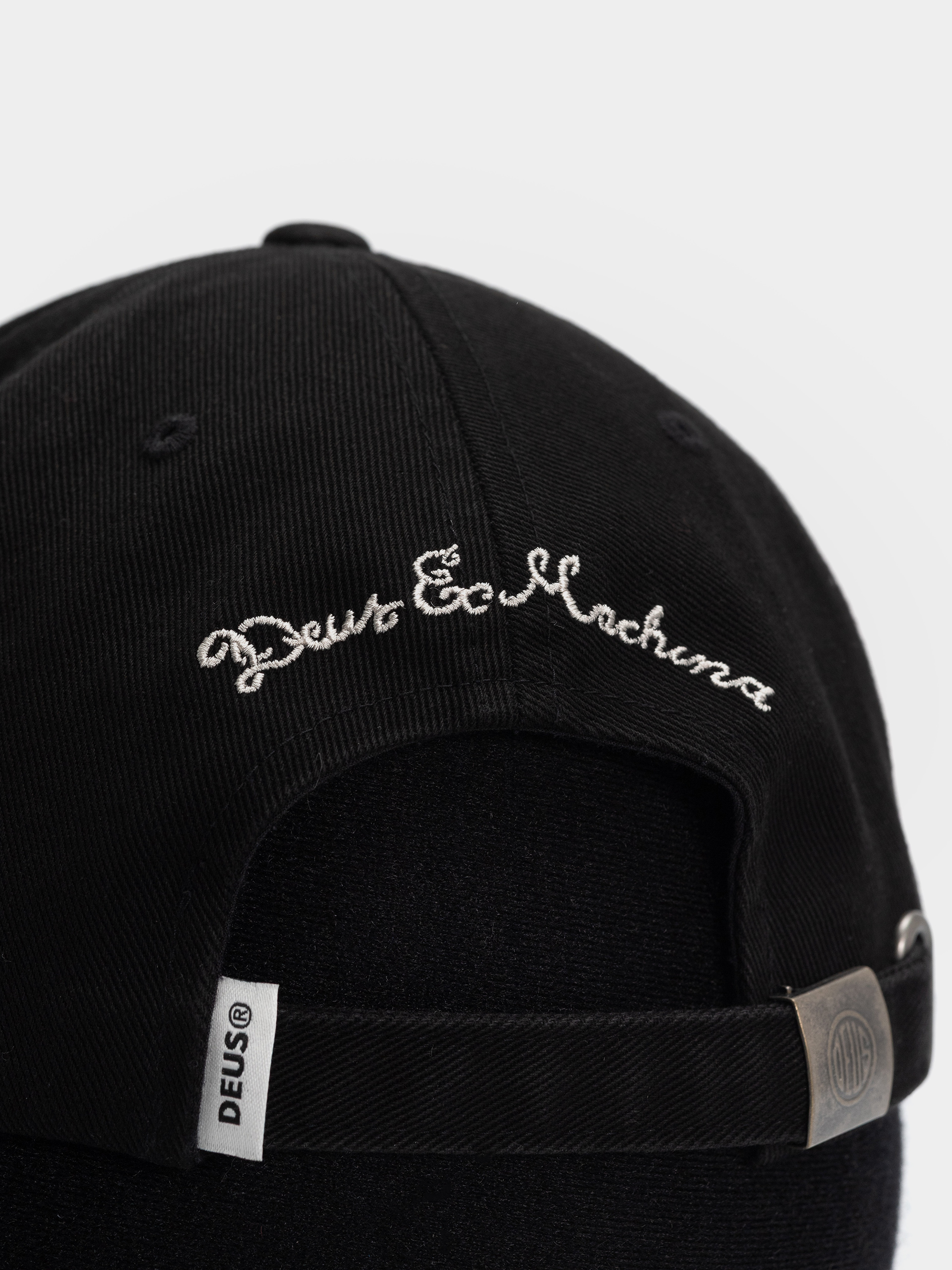 Kšiltovka  Deus Ex Machina College Address (black)