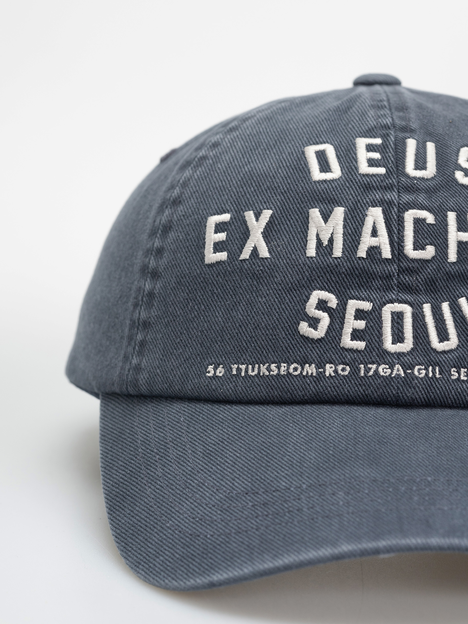 Kšiltovka  Deus Ex Machina College Address (navy)