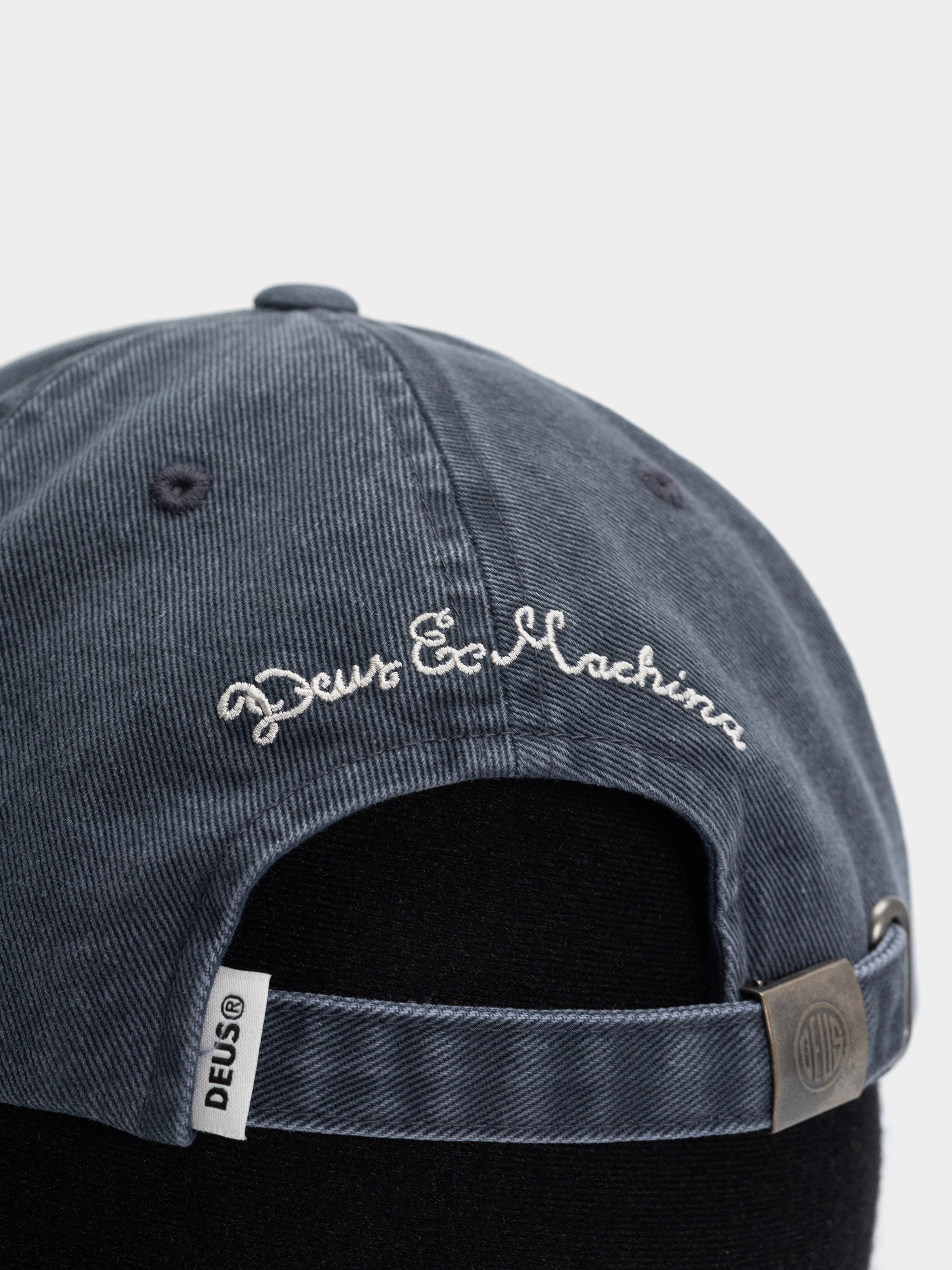 Kšiltovka  Deus Ex Machina College Address (navy)