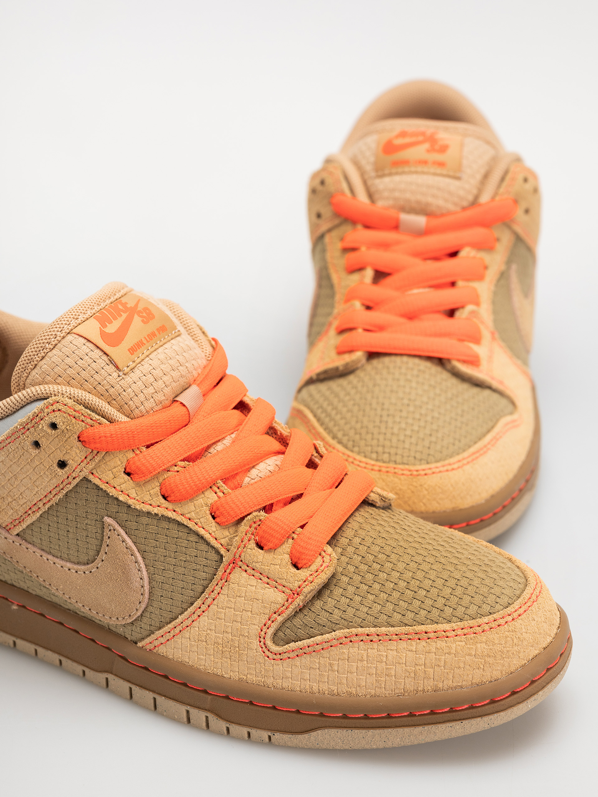 Boty Nike SB Dunk Low Pro (canvas/vachetta tan/parachute beige)