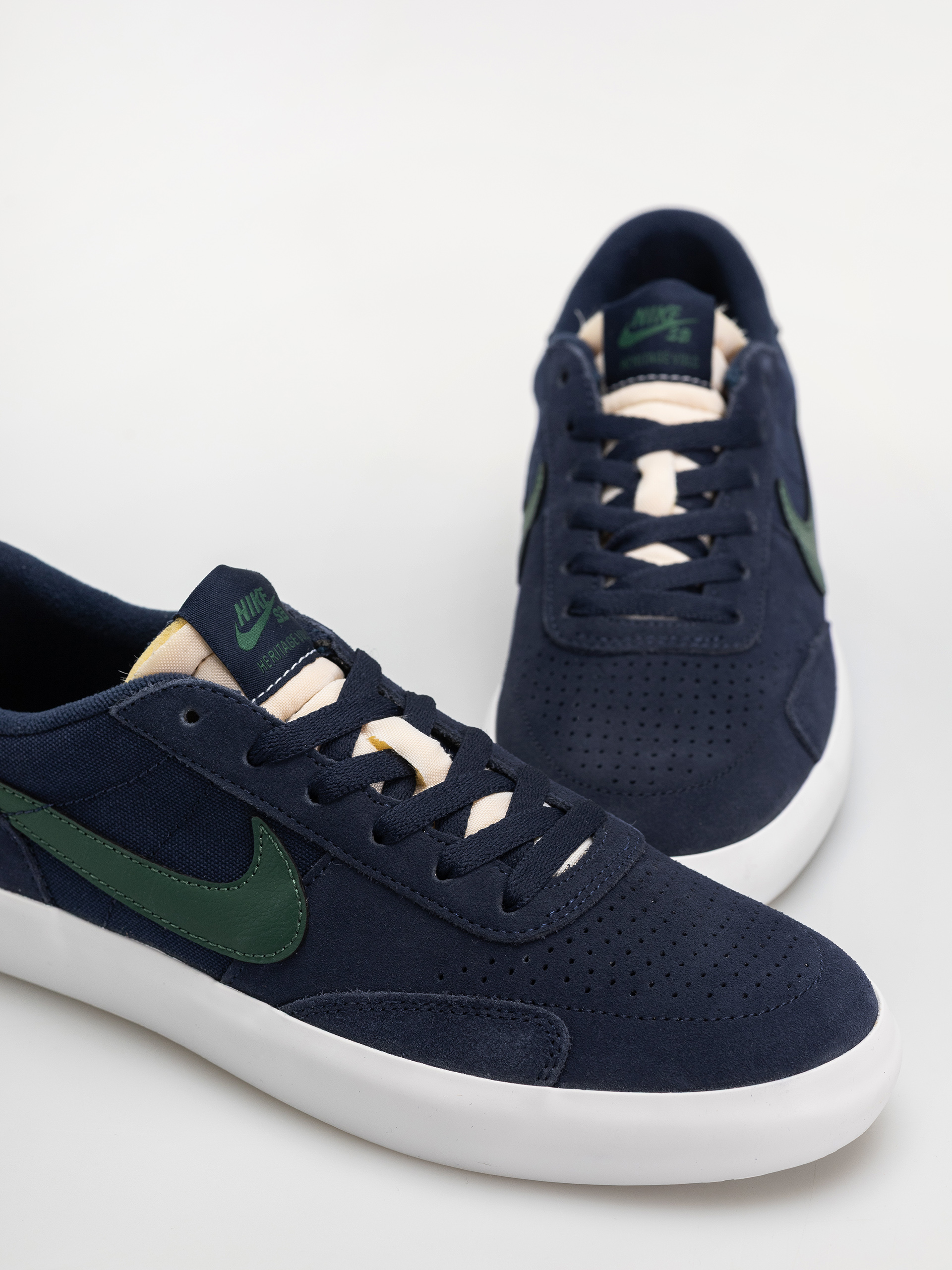 Boty Nike SB Heritage Vulc (midnight navy/noble green midnight navy)
