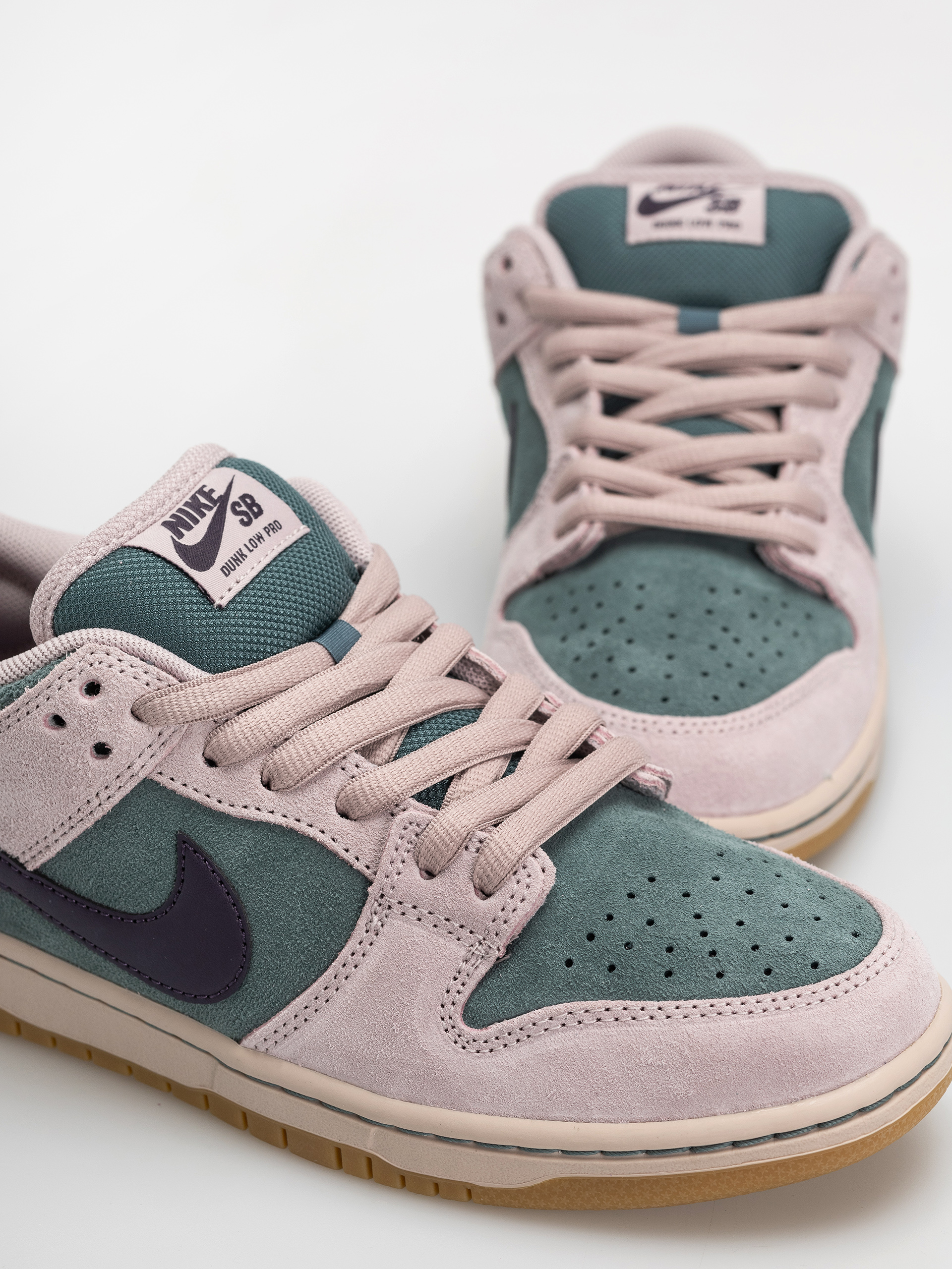 Boty Nike SB Dunk Low Pro (mineral slate/dark raisin/particle rose)
