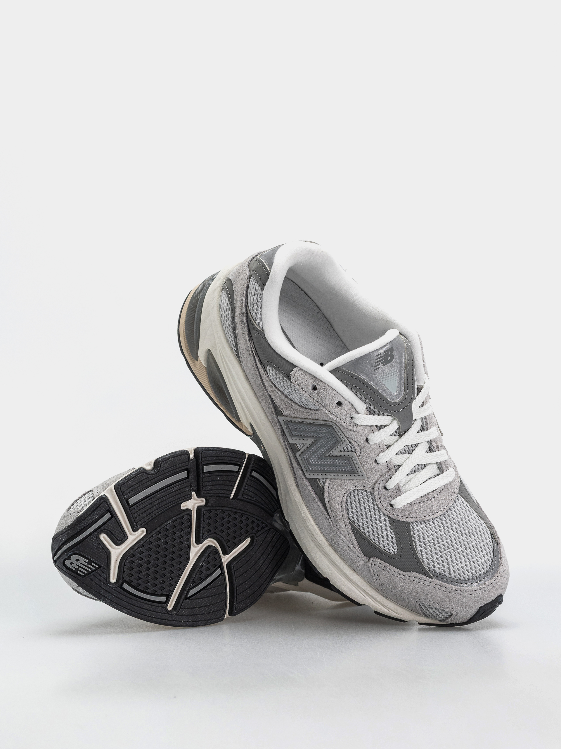 Boty New Balance 2010 (raincloud/harbor grey/white)