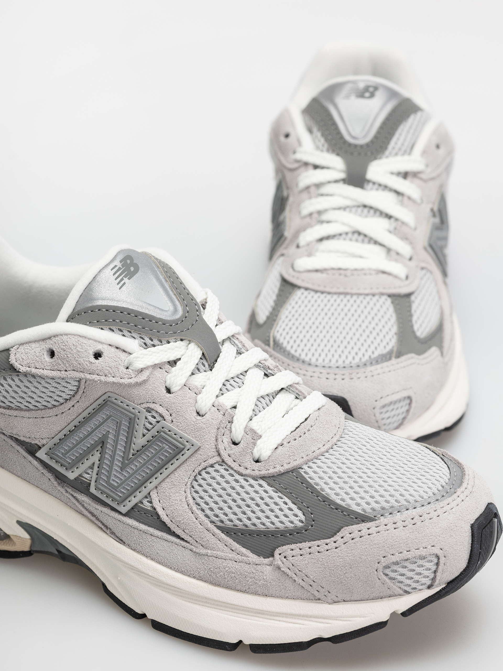 Boty New Balance 2010 (raincloud/harbor grey/white)