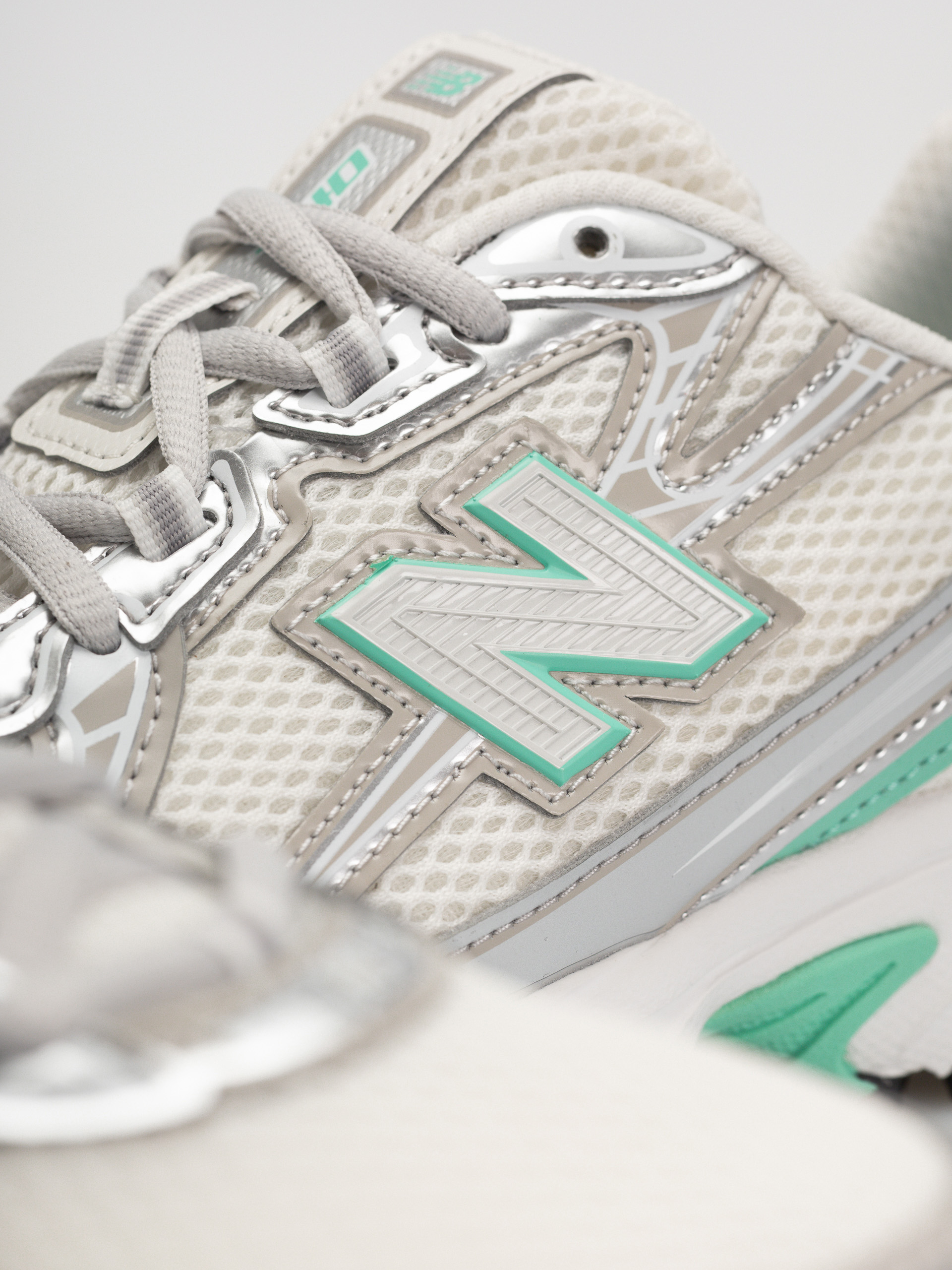 Boty New Balance 740 JR (silver metallic/deep end)