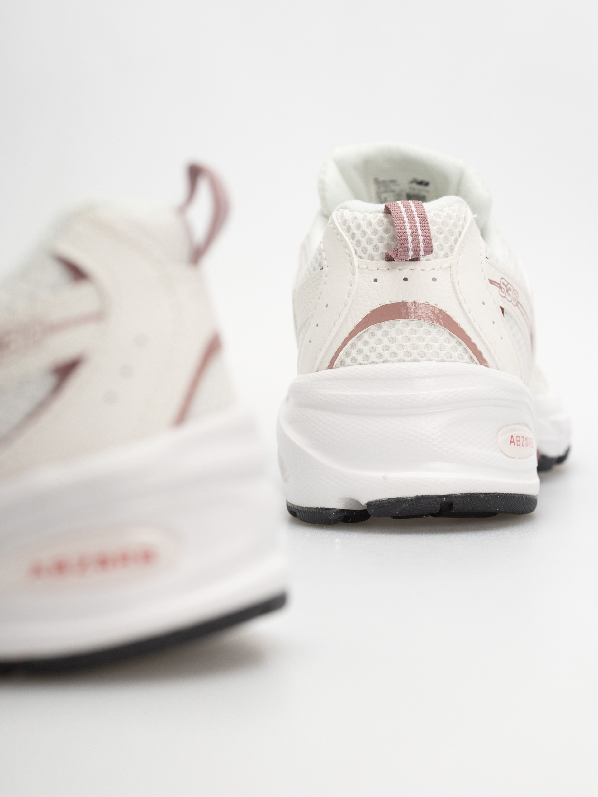 Boty New Balance 530 JR (sea salt/rosewood)