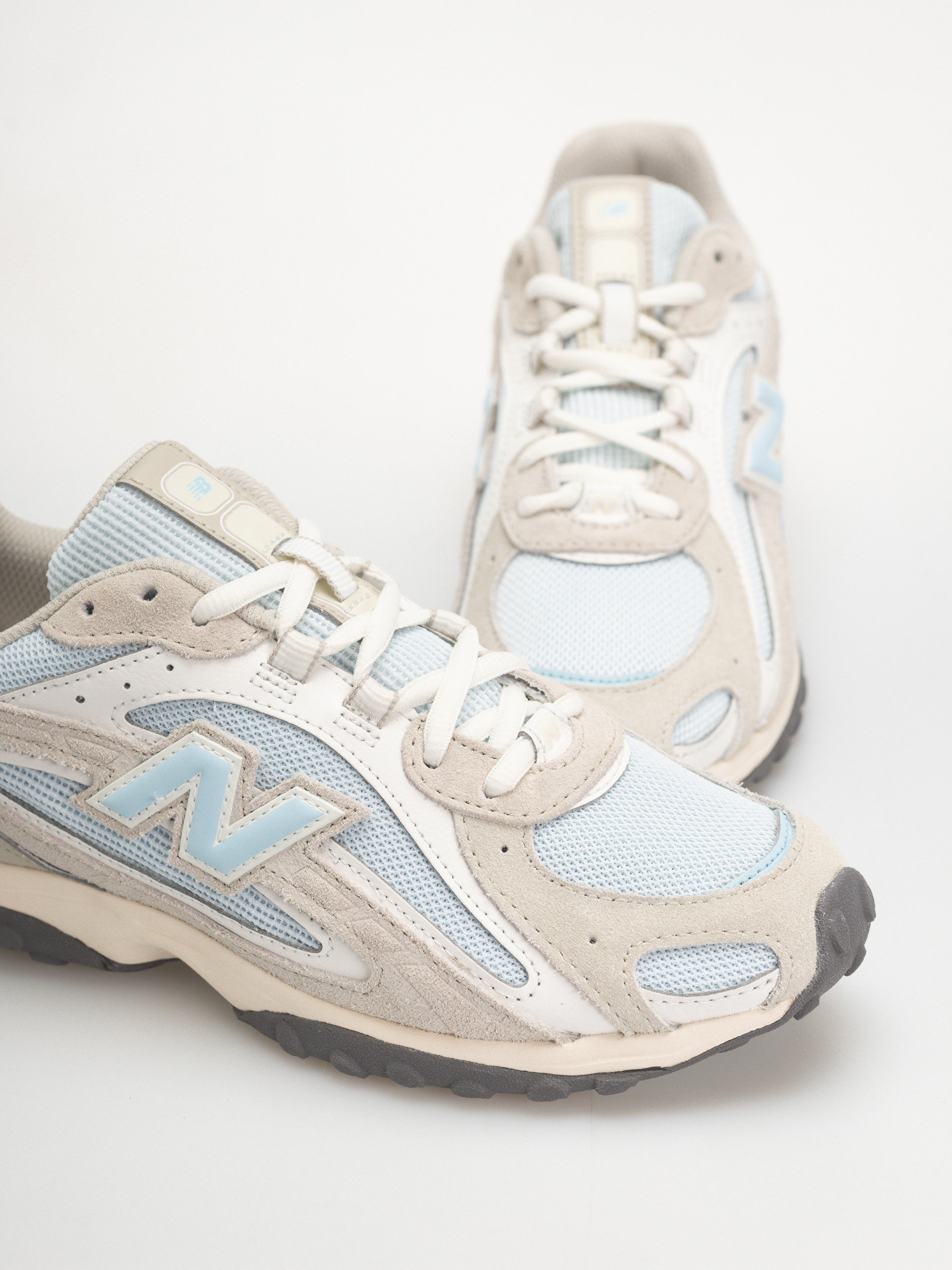 Boty New Balance 204 (linen/oxford blue)