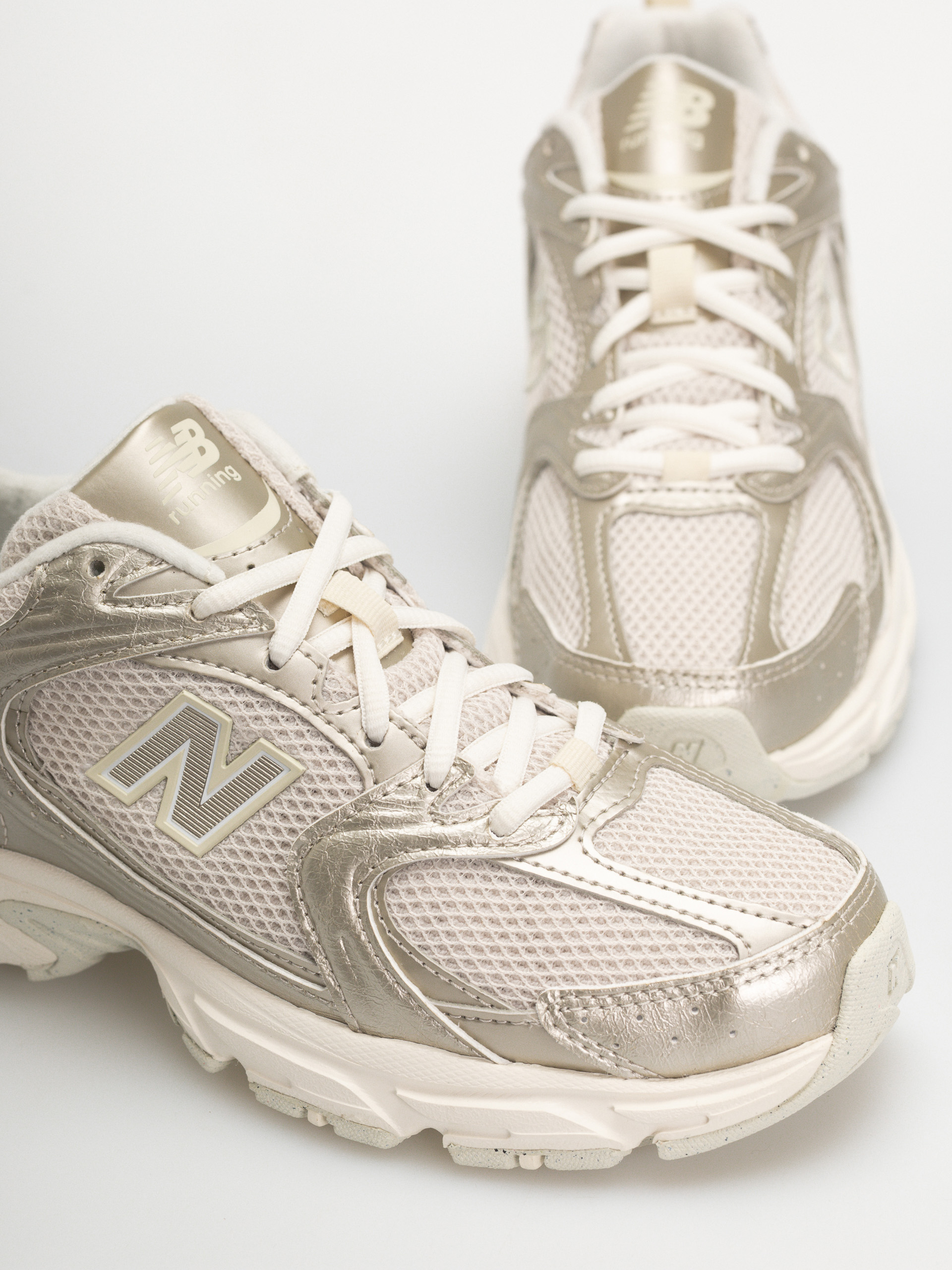 Boty New Balance 530 (gold metallic/linen)