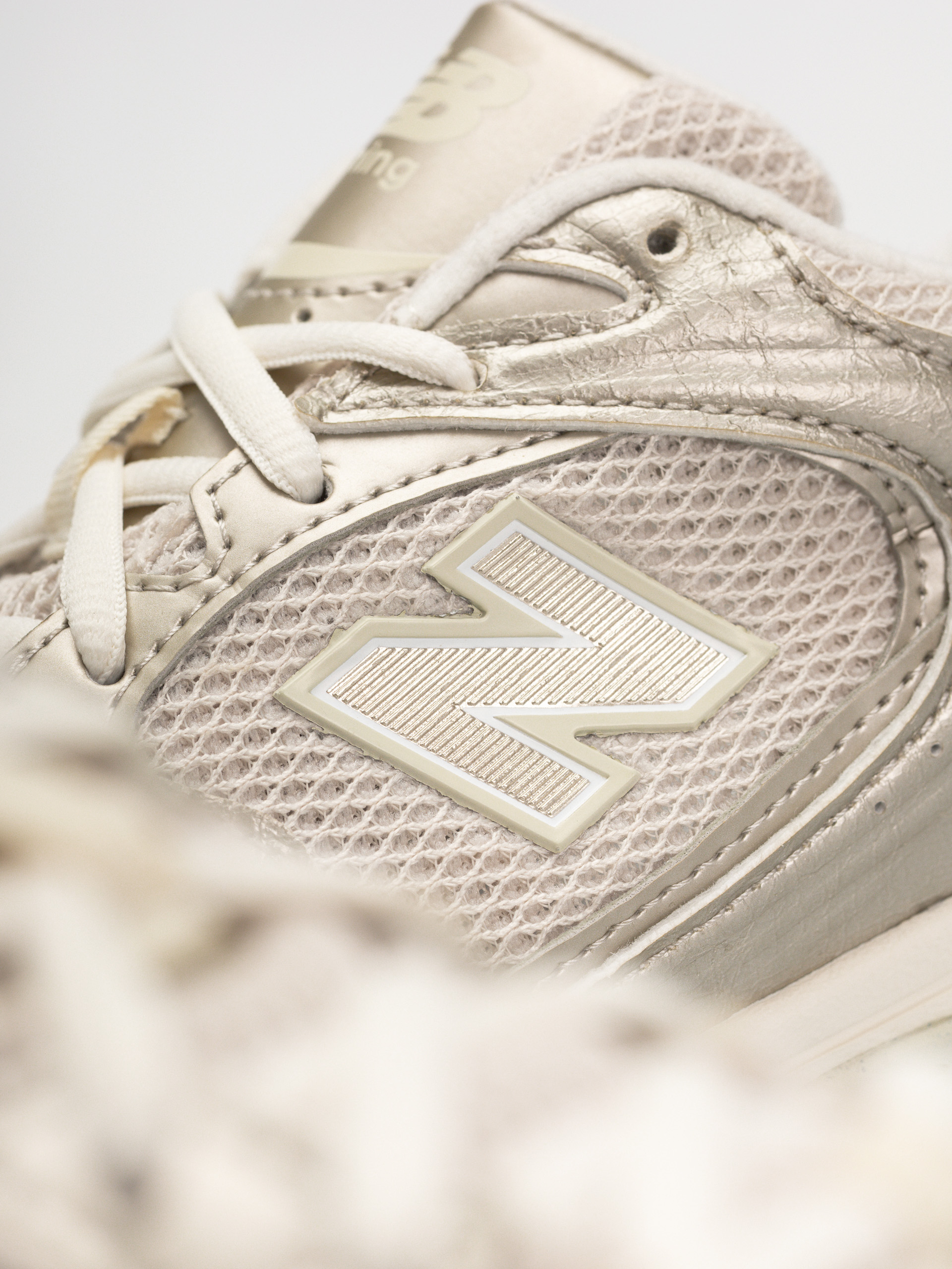 Boty New Balance 530 (gold metallic/linen)