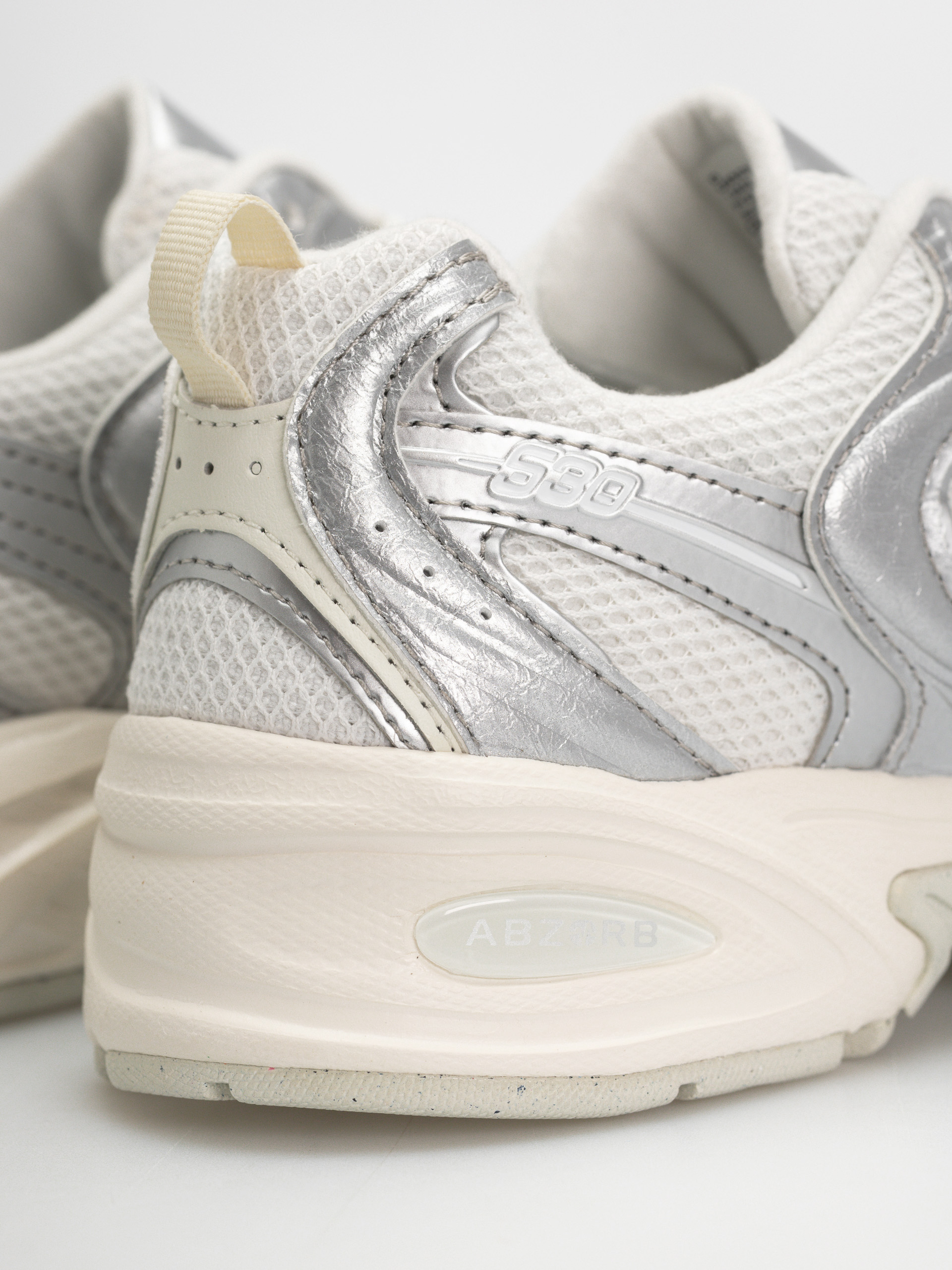 Boty New Balance 530 (silver metallic/reflection)