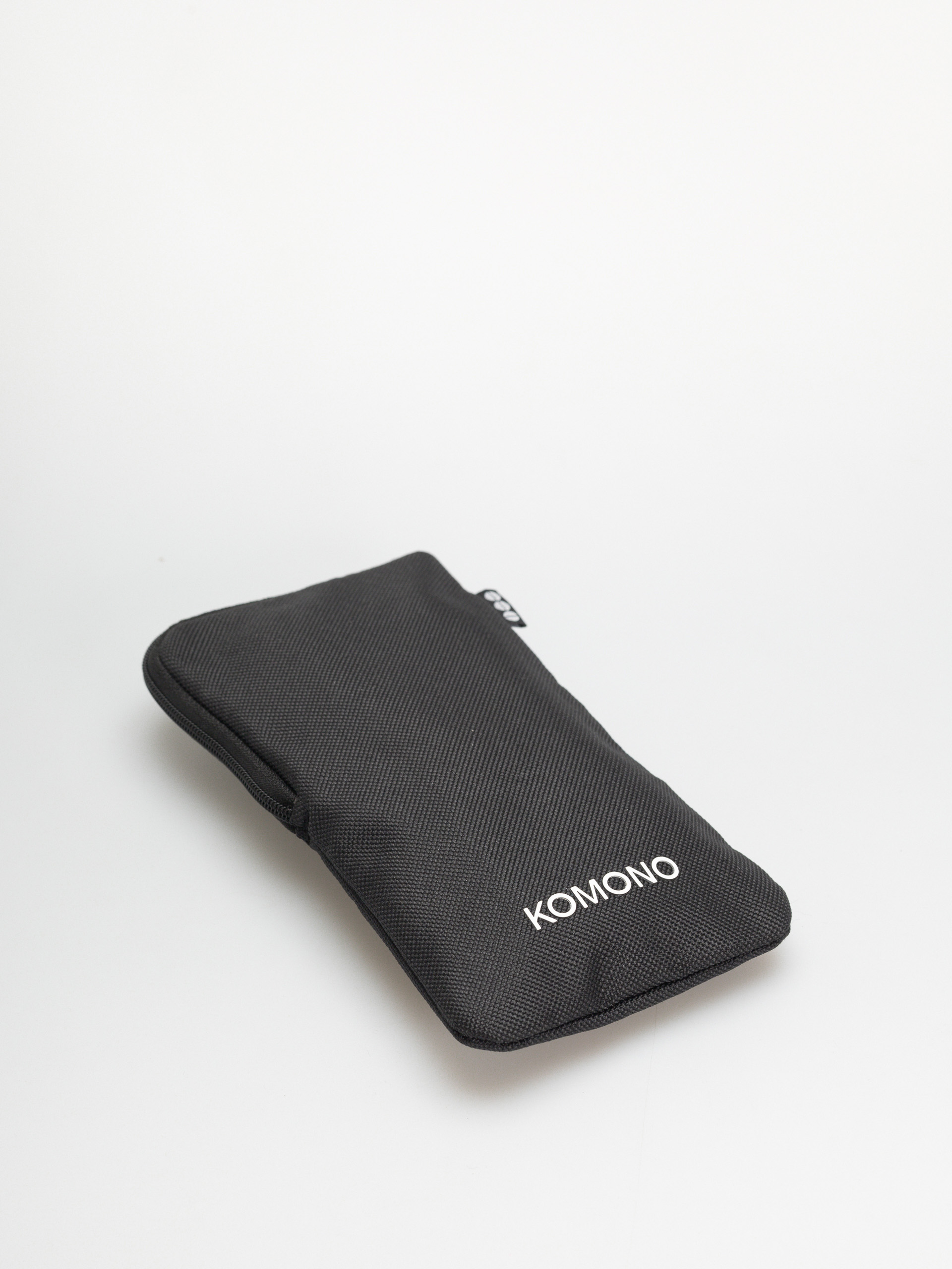 Sluneční brýle Komono Grace (black glossy)