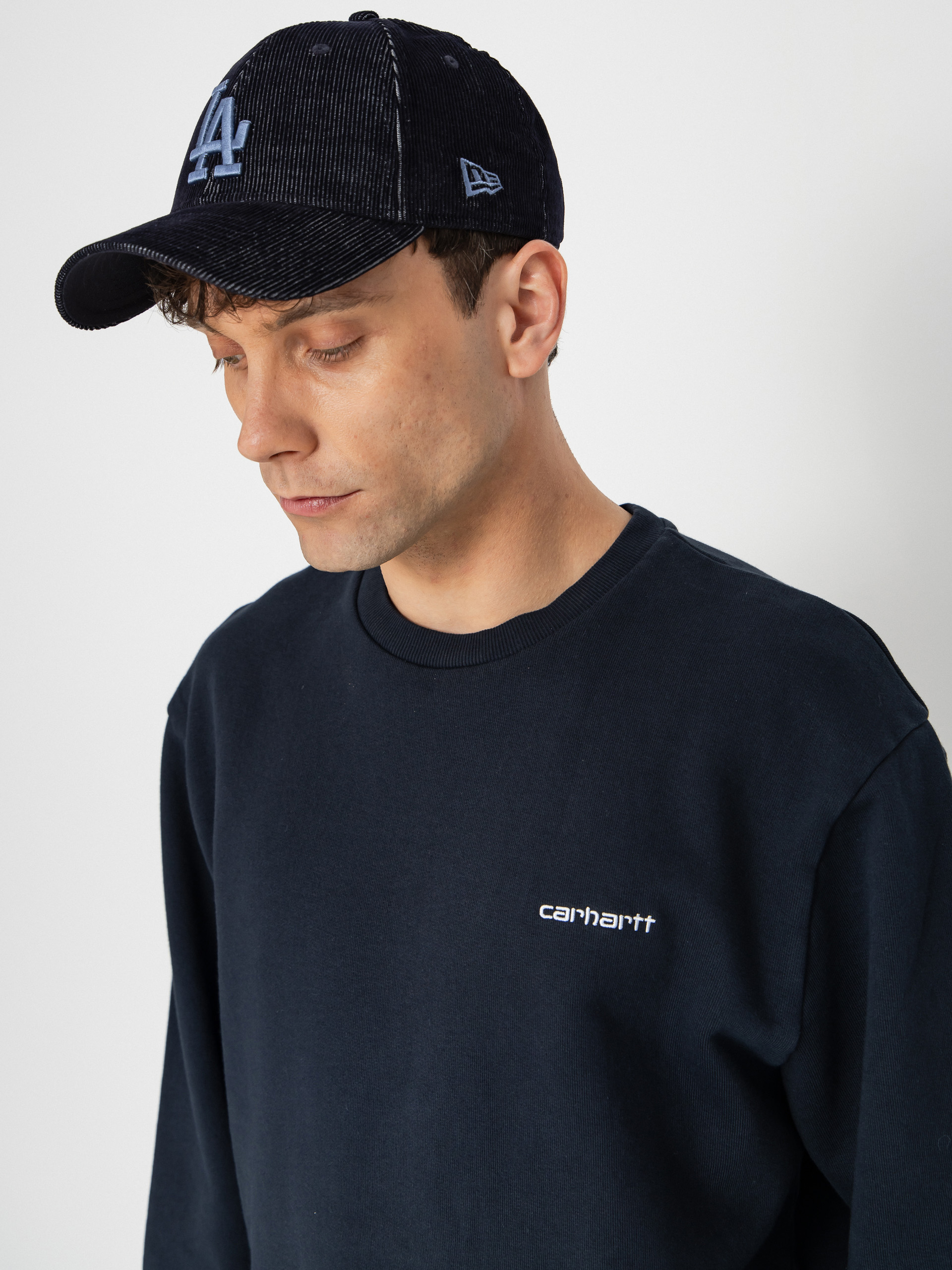 Mikina Carhartt WIP Script Embroidery (deep night/white)