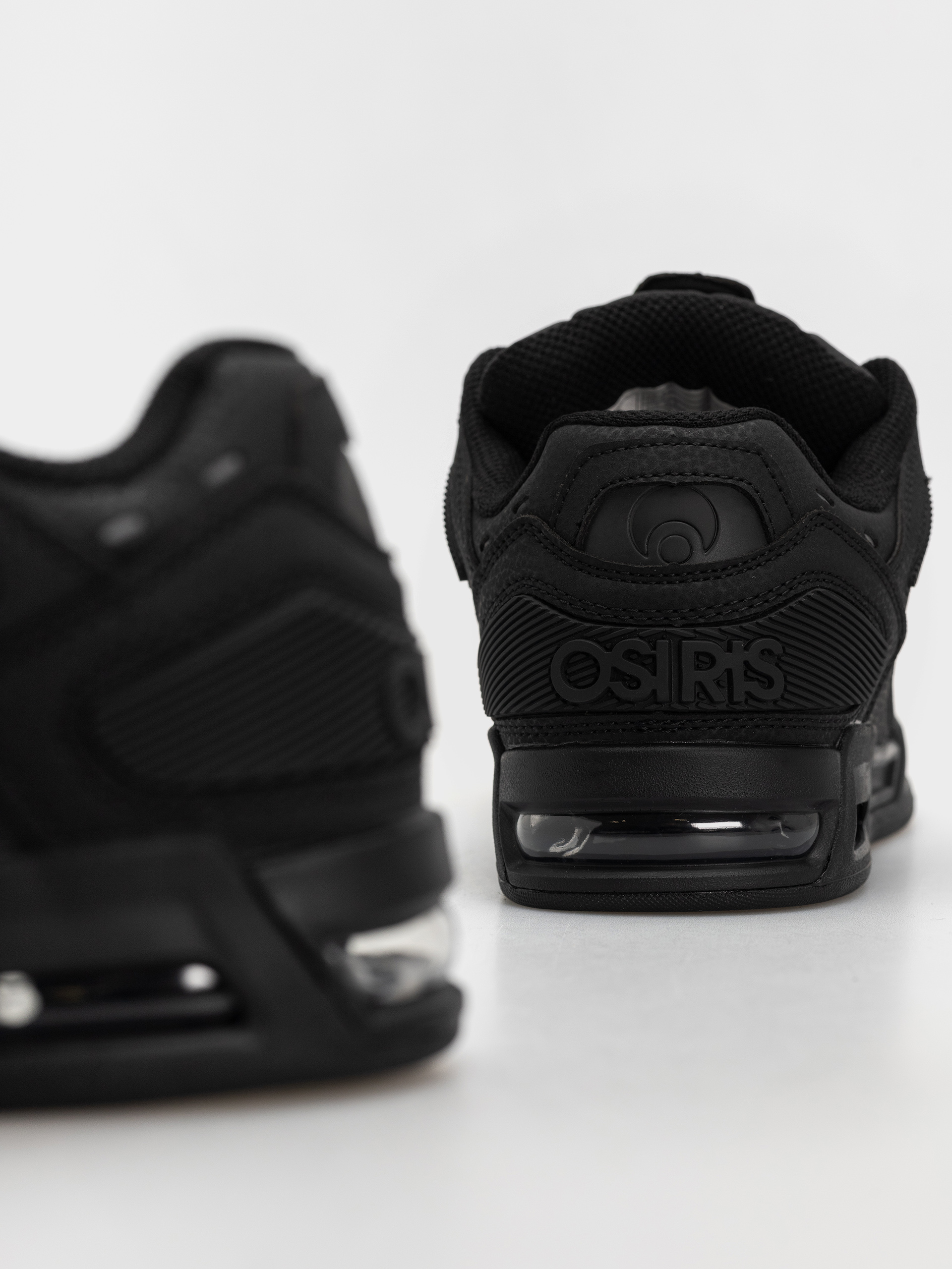 Boty Osiris Peril (black/black/black)
