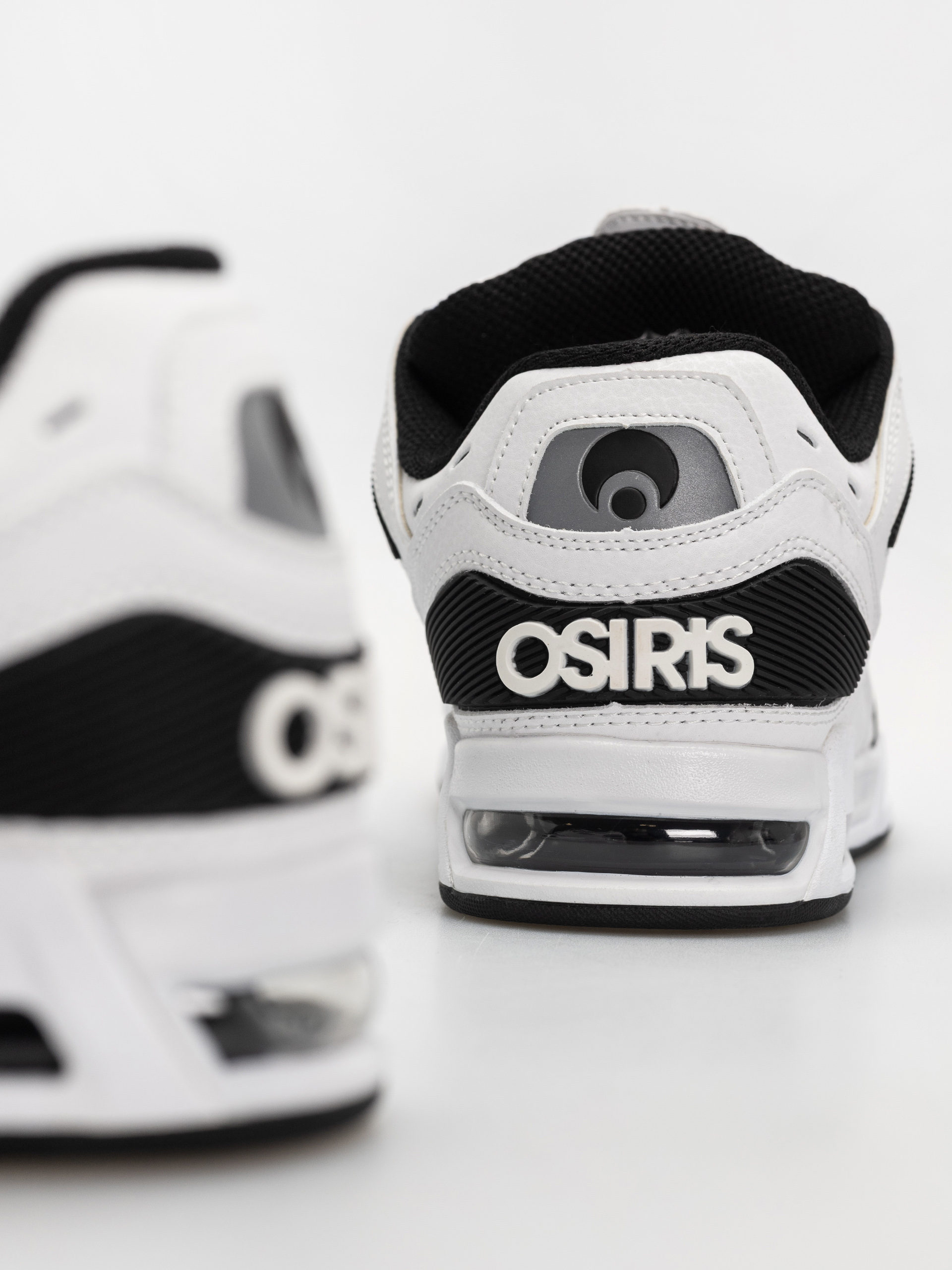Boty Osiris Peril (white/black/grey)