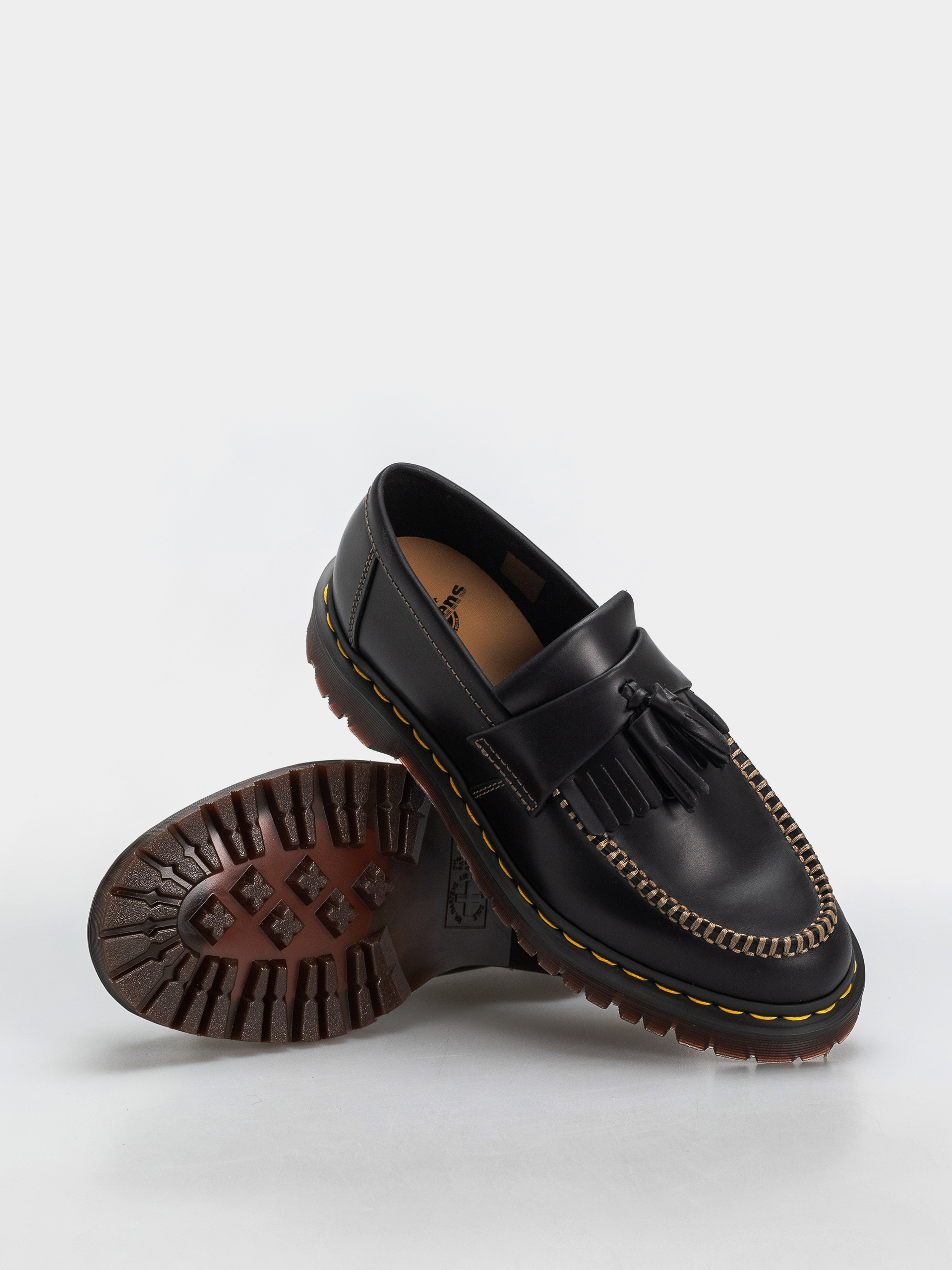 Boty Dr. Martens Adrian Ben Tassel Loafer (black orleans)