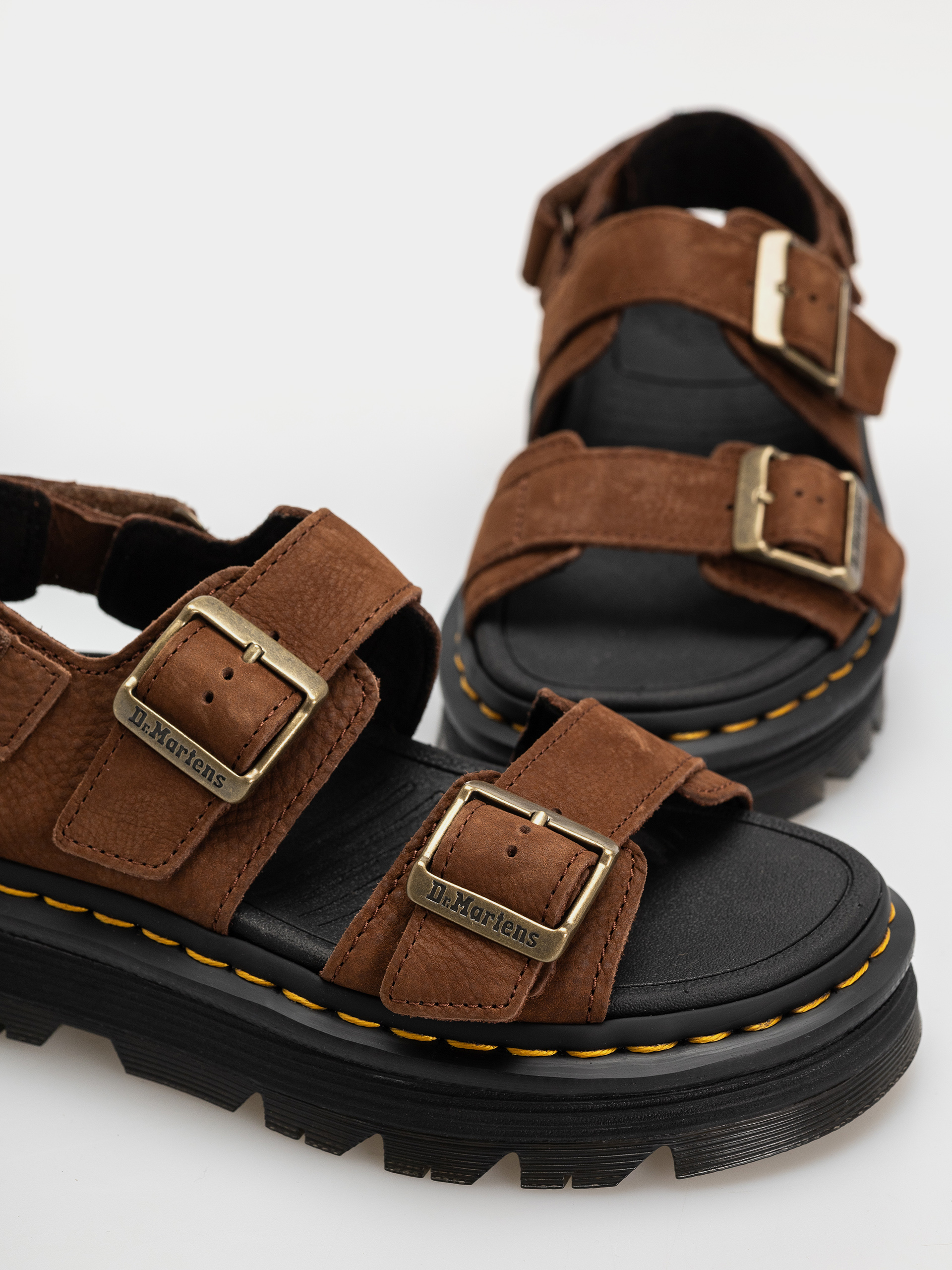 Sandaly Dr. Martens ZebZag Wmn (sepia brown tumbled nubuck)
