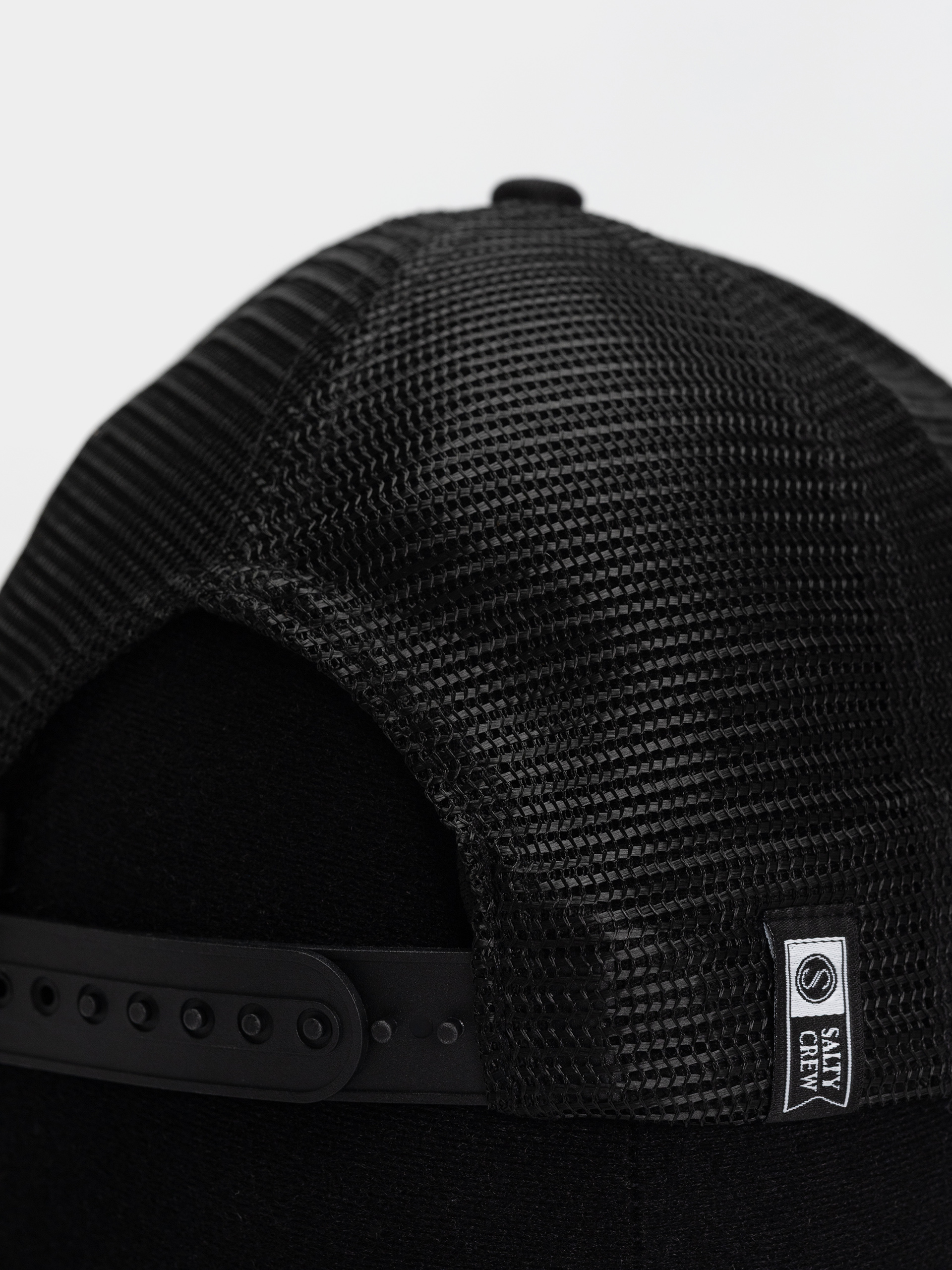 Kšiltovka  Salty Crew Mahi Surface Trucker (black)