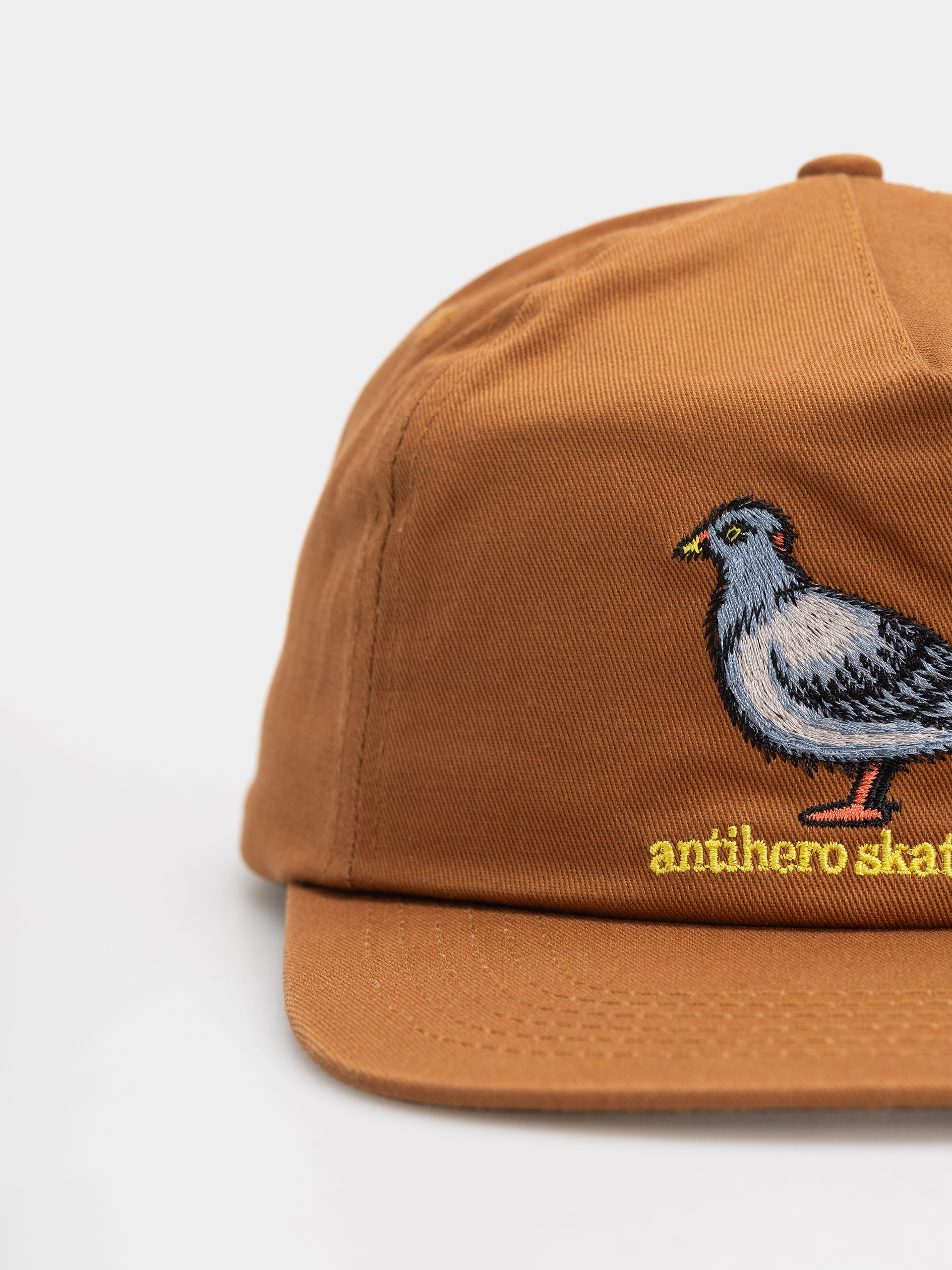 Kšiltovka  Antihero Lil Pigeon (medium brown/yellow)
