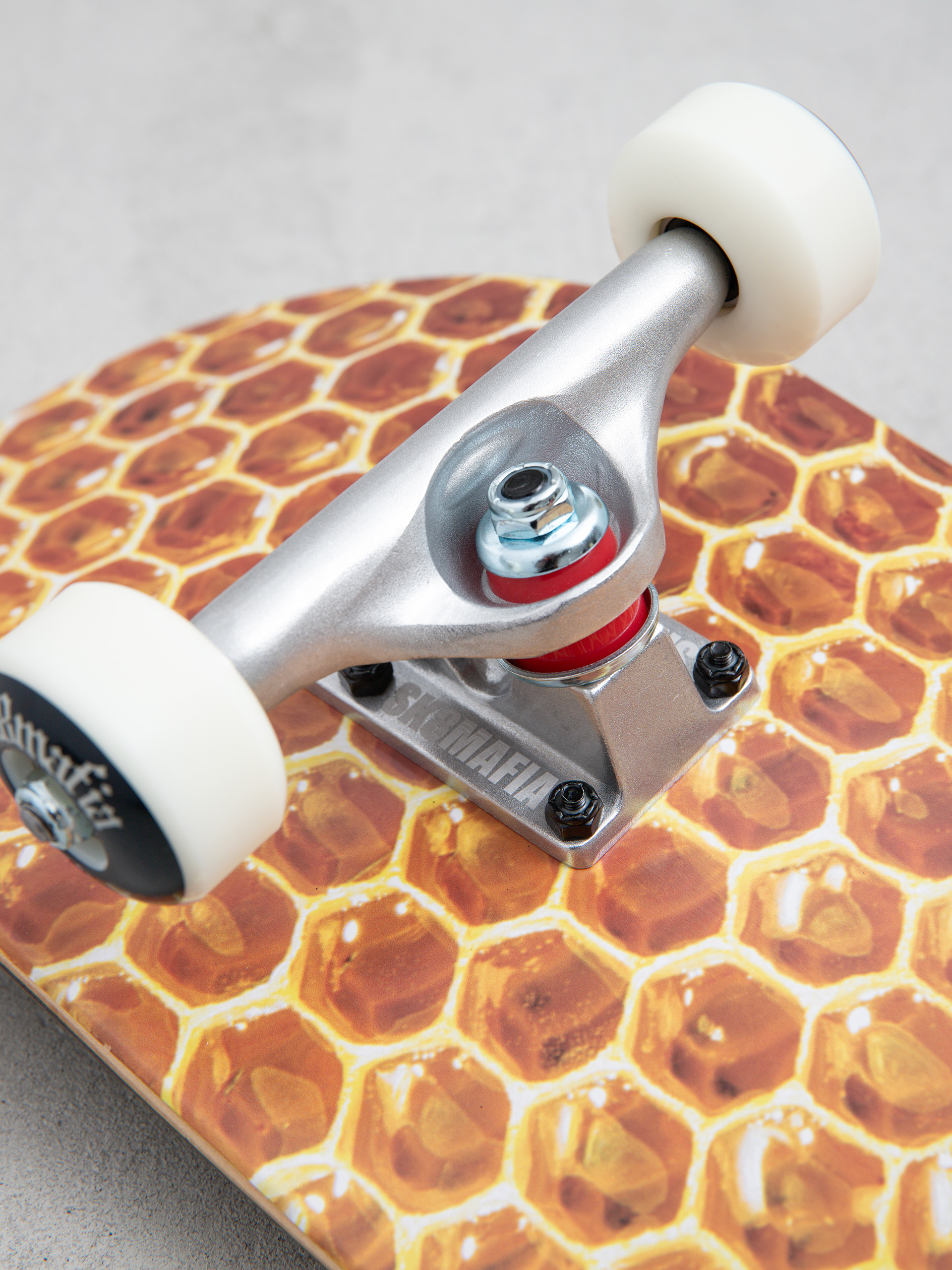 Skateboard Sk8Mafia Bee
