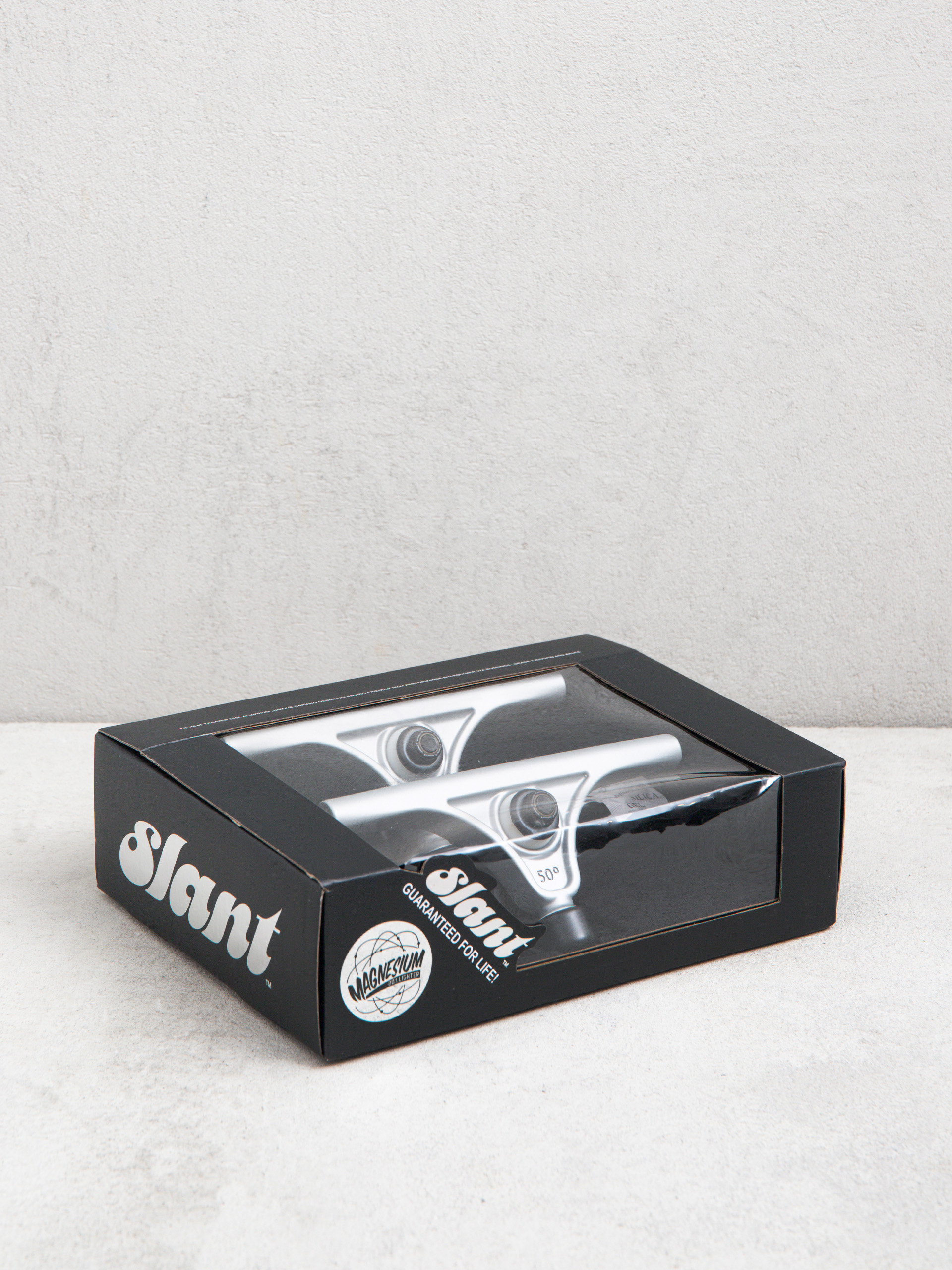 Trucky Globe Slant Mag Reverse Kingpin (grey/black)