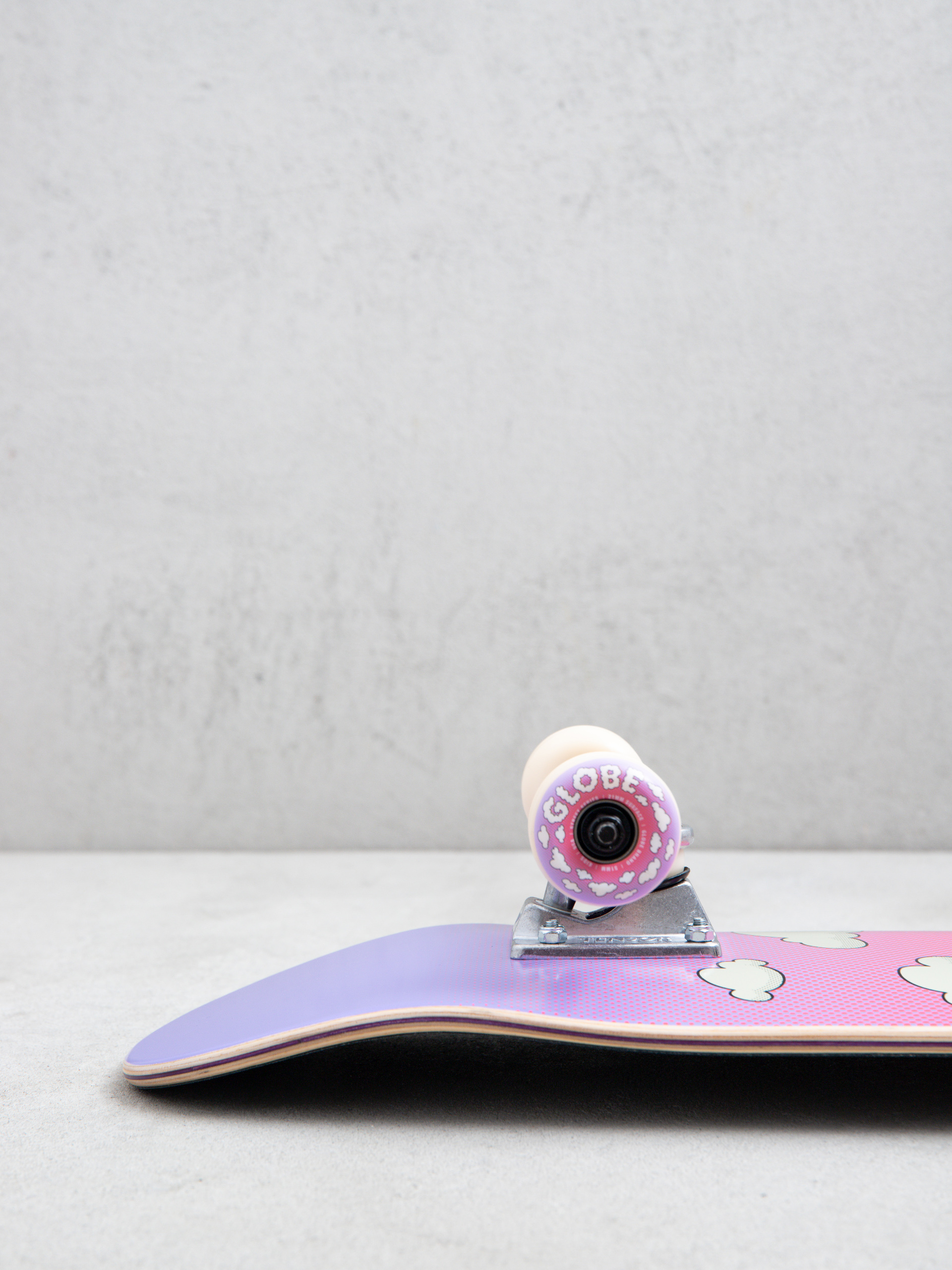 Skateboard Globe Kids Wide Mid (peace man)