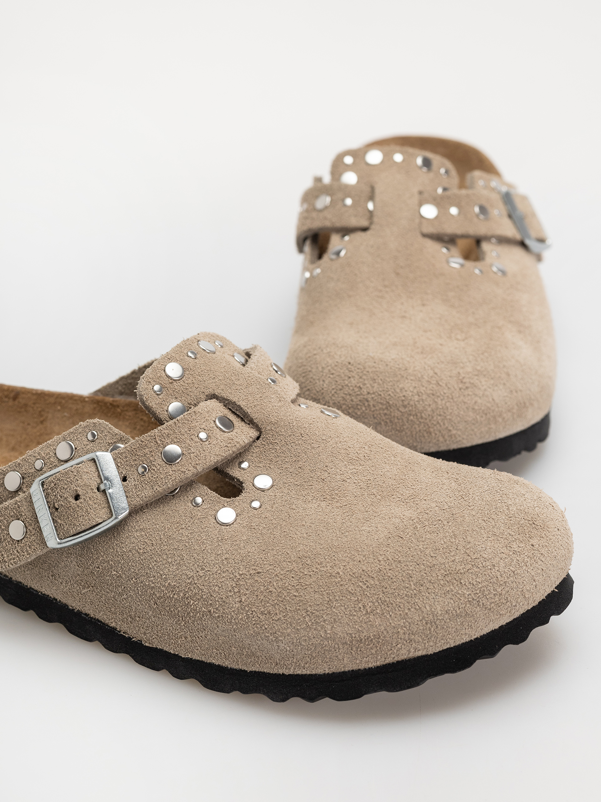 Plážovky Birkenstock Boston Rivets Suede Leather Narrow Wmn (taupe)