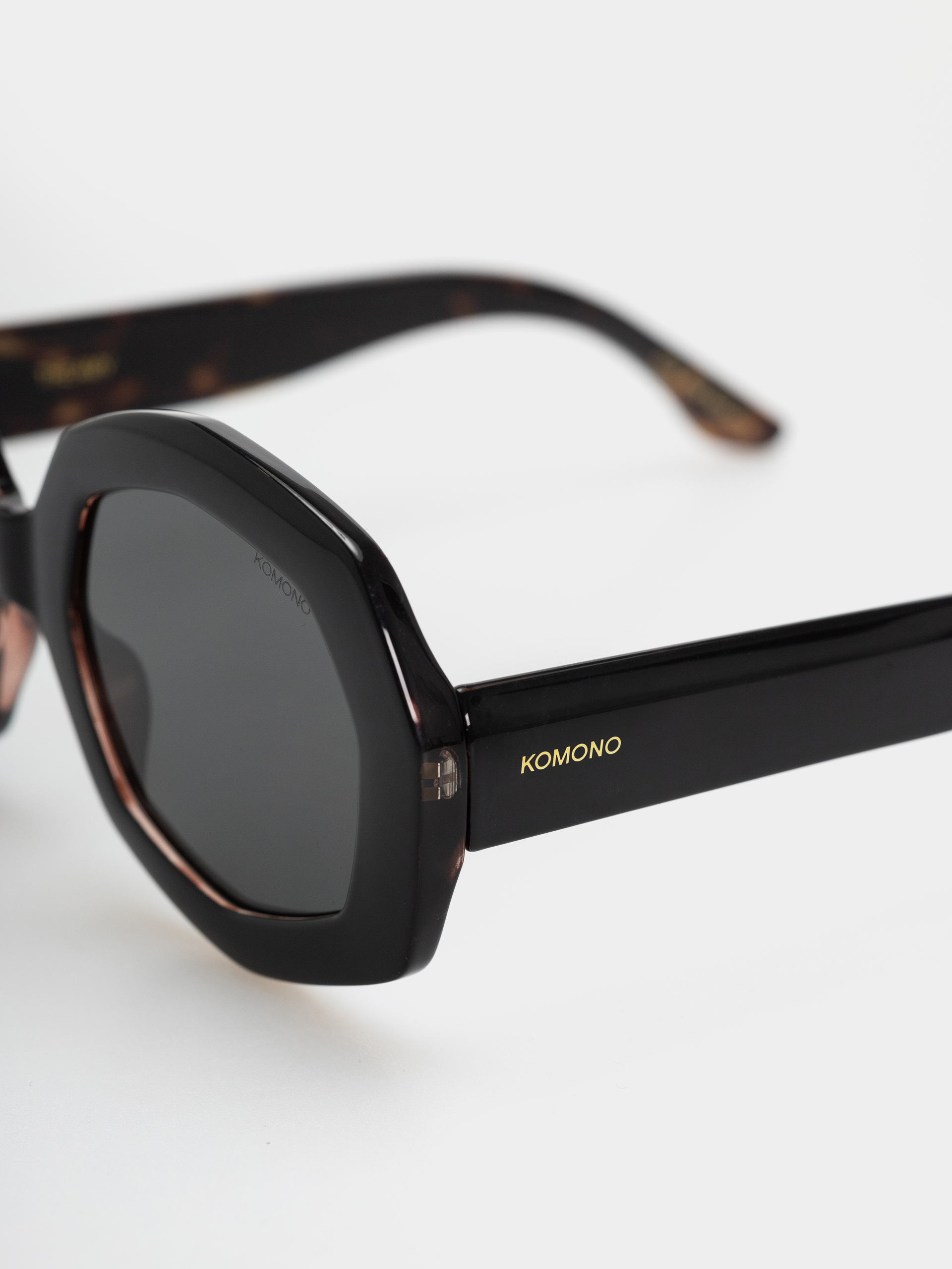 Sluneční brýle Komono Amy (black tortoise)