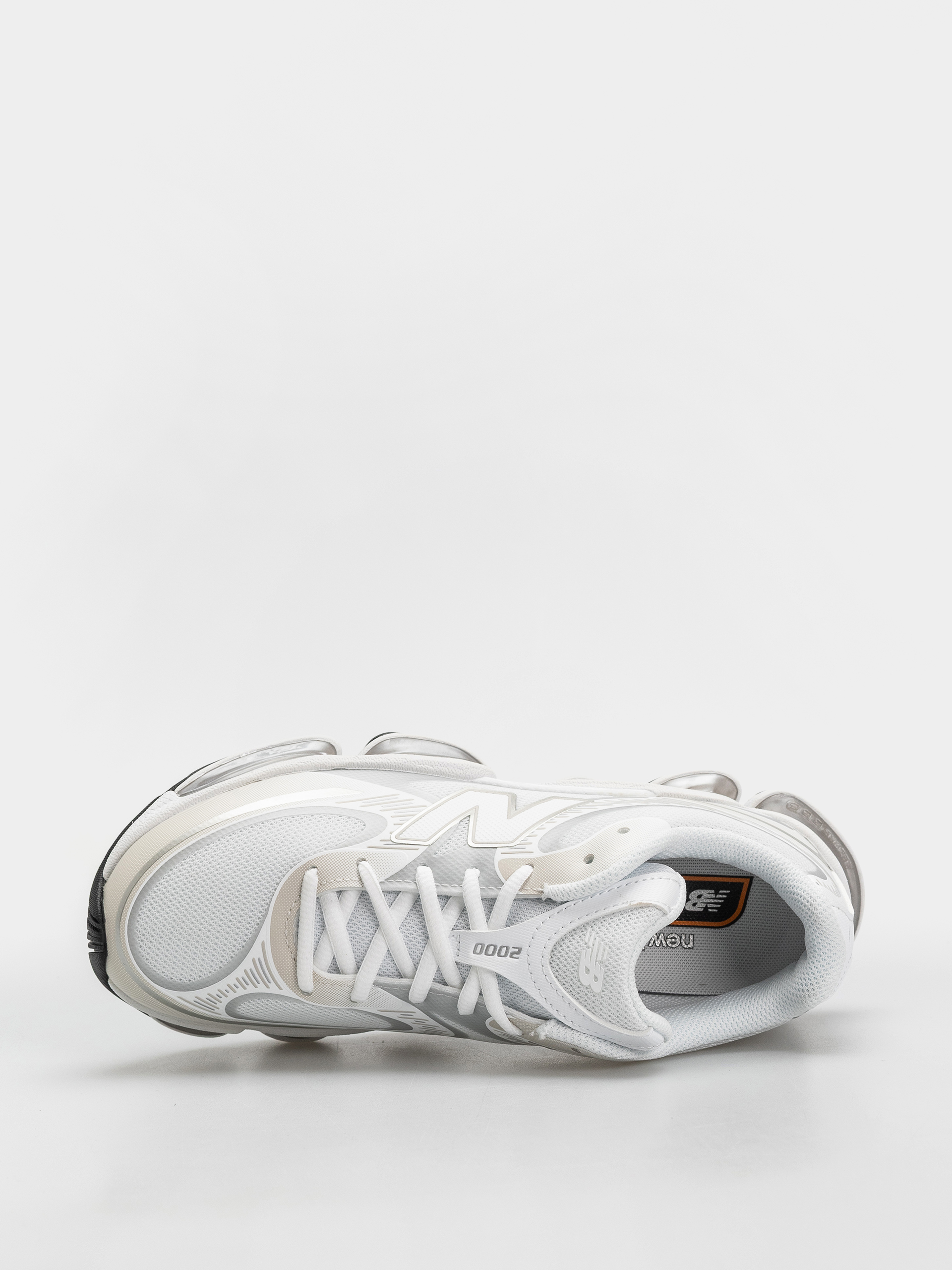 Boty New Balance 2000 (103 white/silver metallic)
