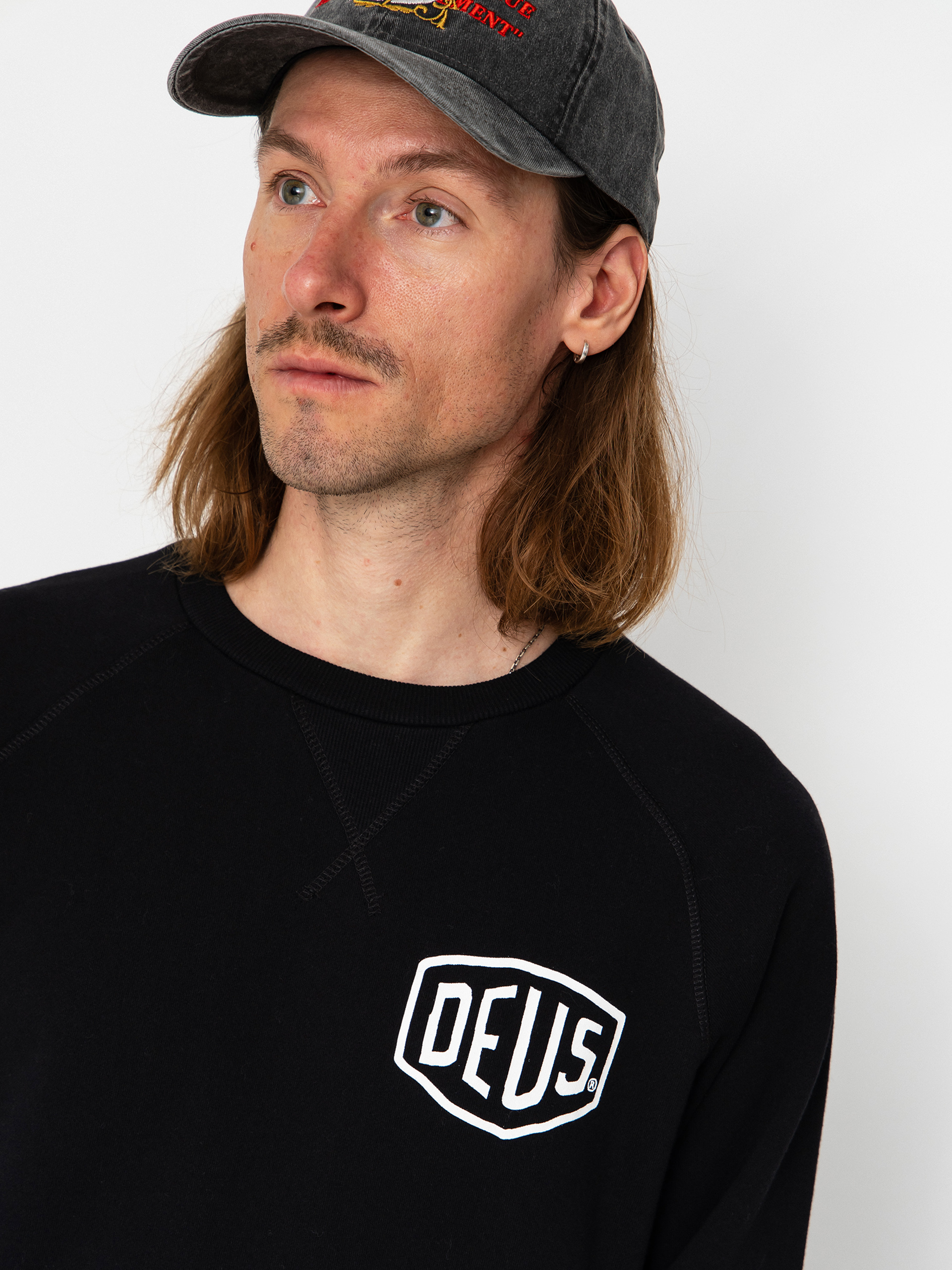 Mikina Deus Ex Machina Harajuku Address Crew (black)