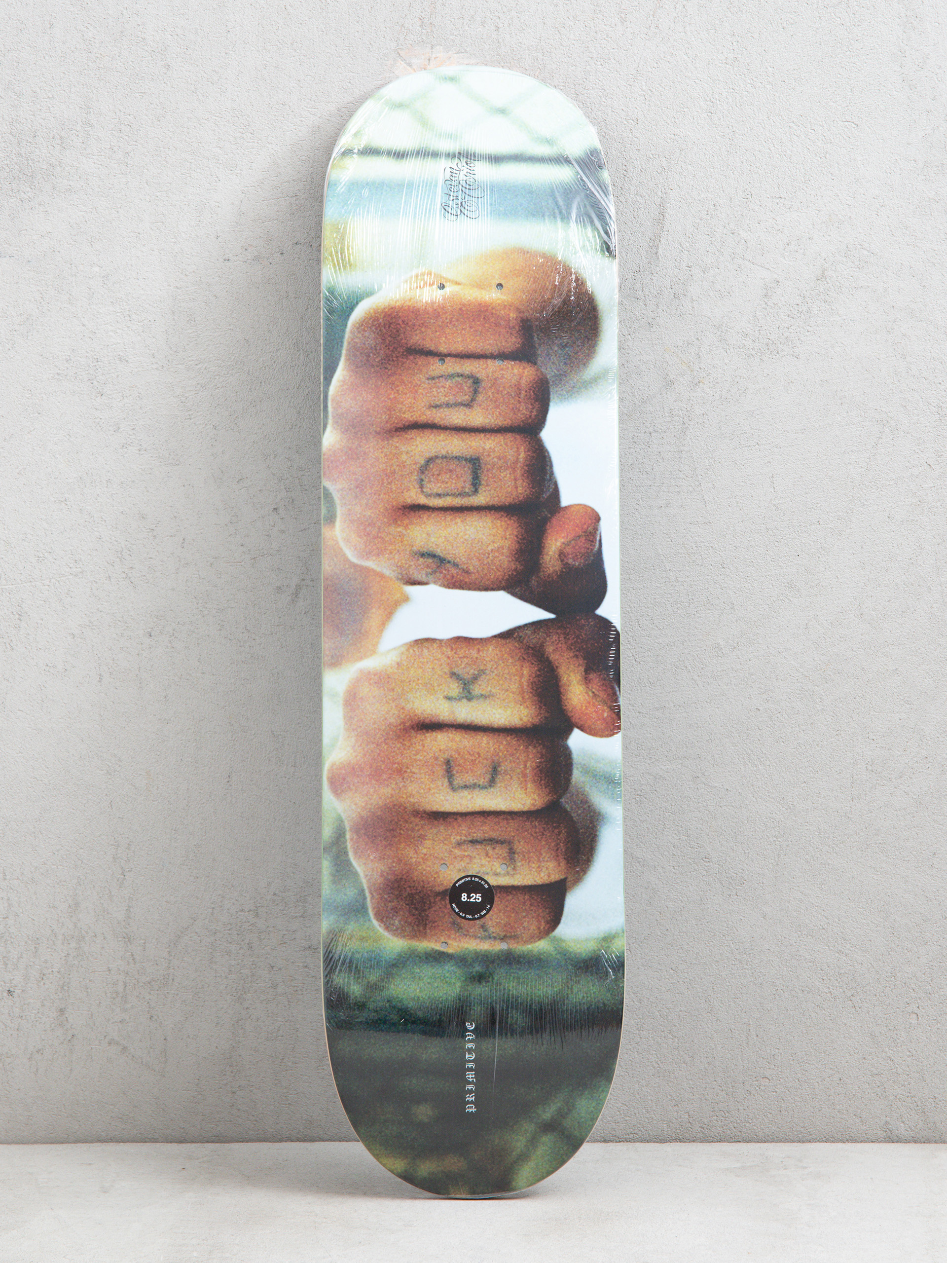 Deska Primitive Knuckles