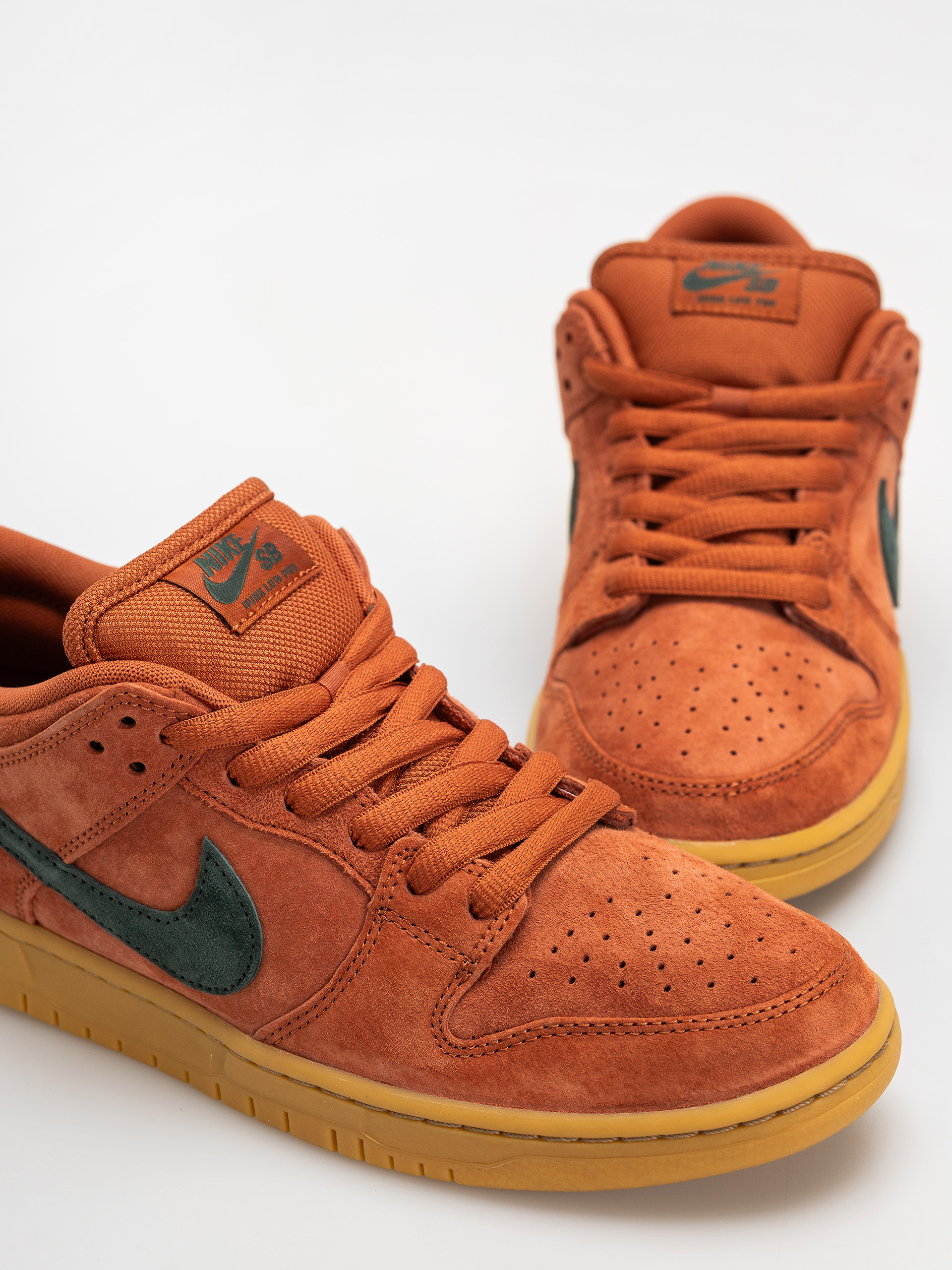 Boty Nike SB Dunk Low Pro (burnt sunrise/vintage green)