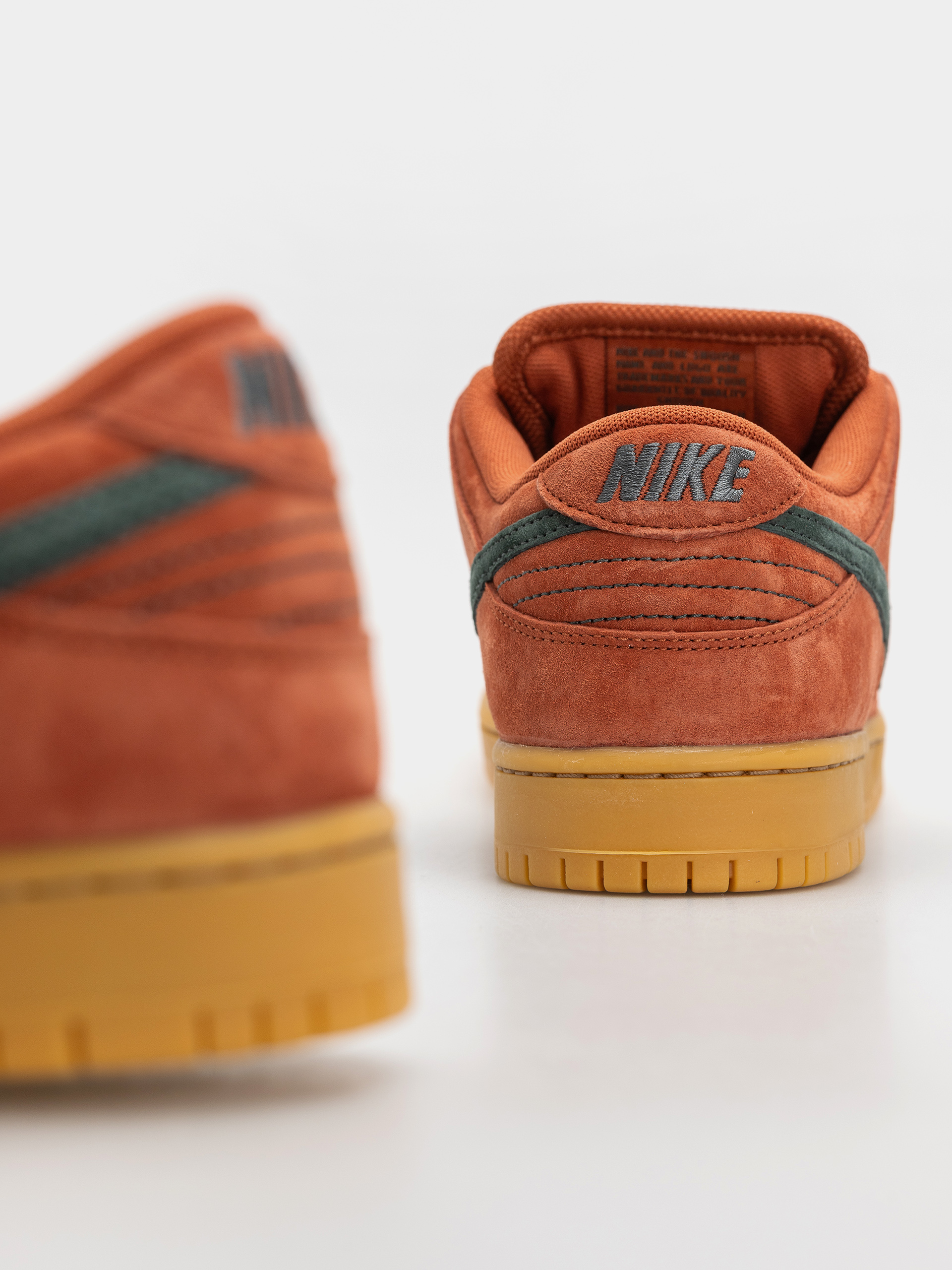 Boty Nike SB Dunk Low Pro (burnt sunrise/vintage green)