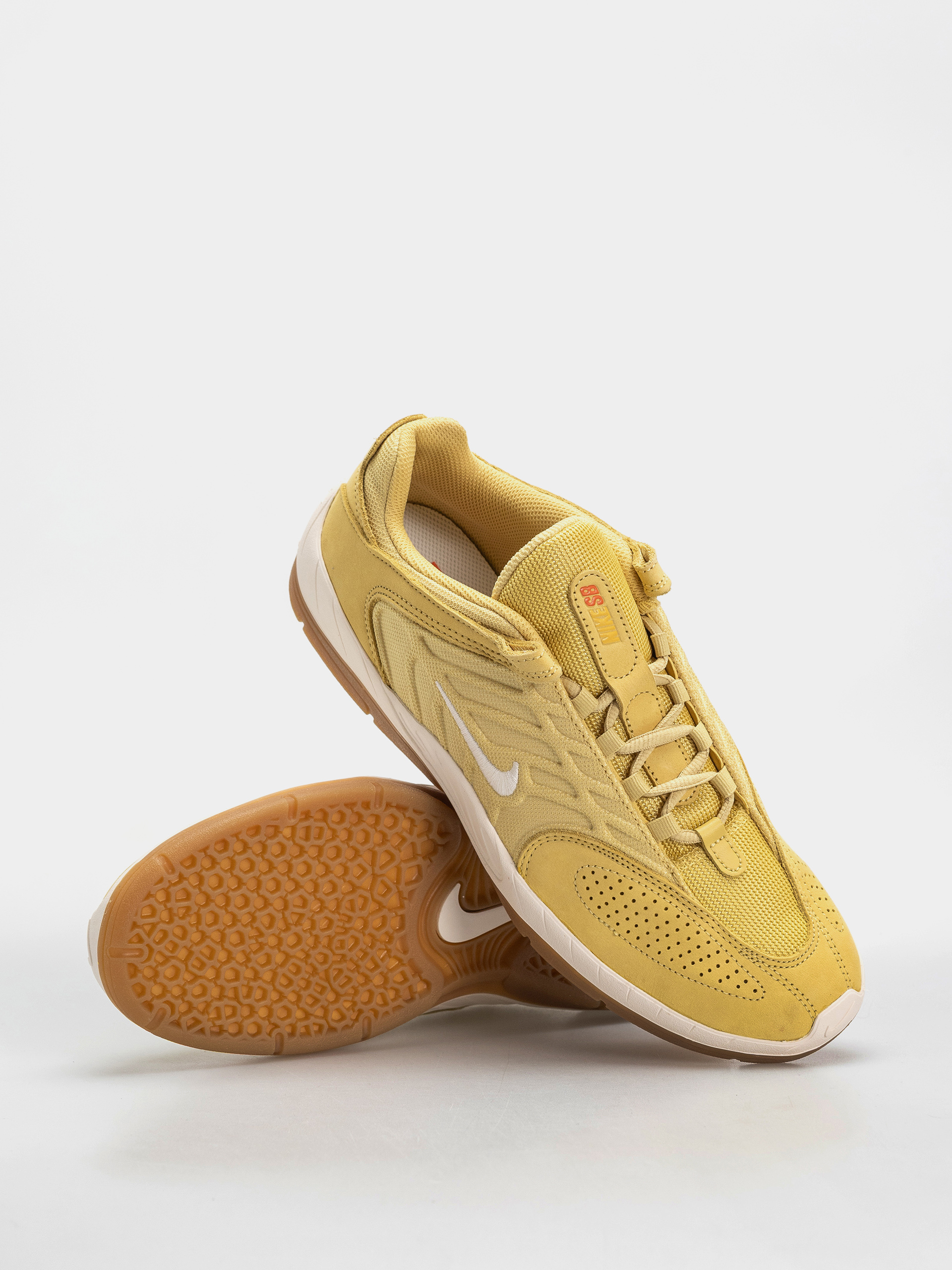 Boty Nike SB Vertebrae Iso (saturn gold/sail saturn gold solar flare)