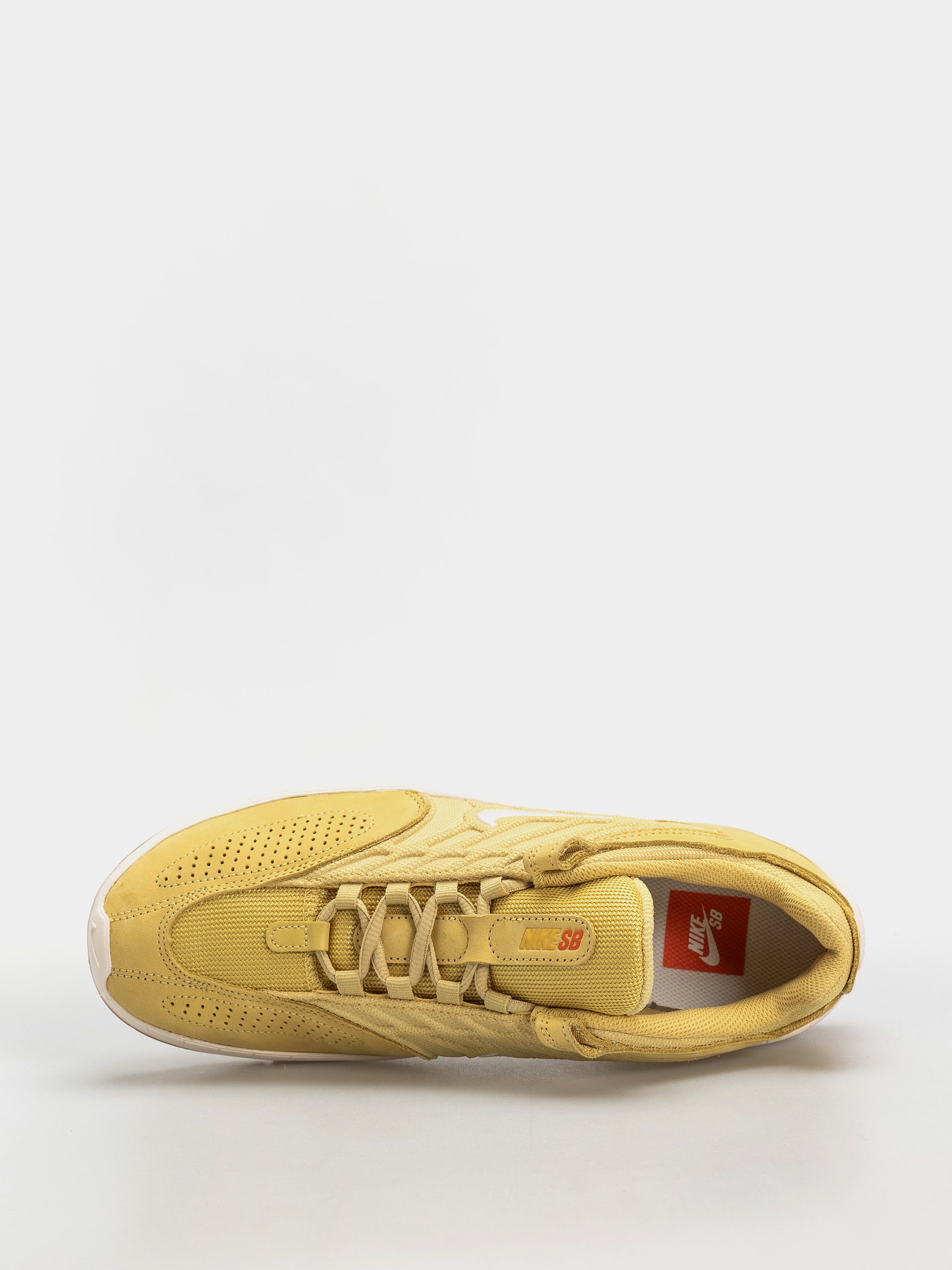 Boty Nike SB Vertebrae Iso (saturn gold/sail saturn gold solar flare)