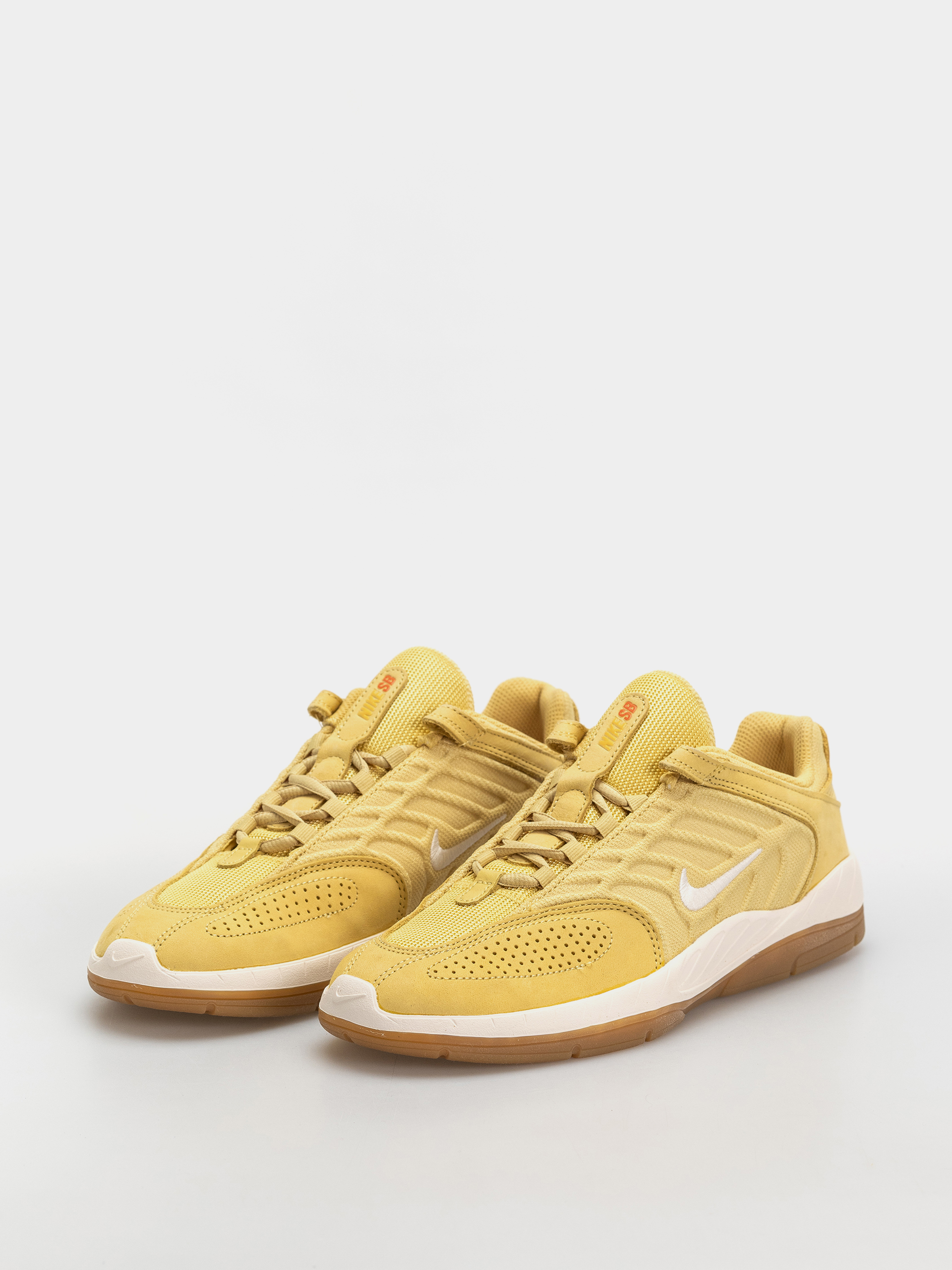 Boty Nike SB Vertebrae Iso (saturn gold/sail saturn gold solar flare)