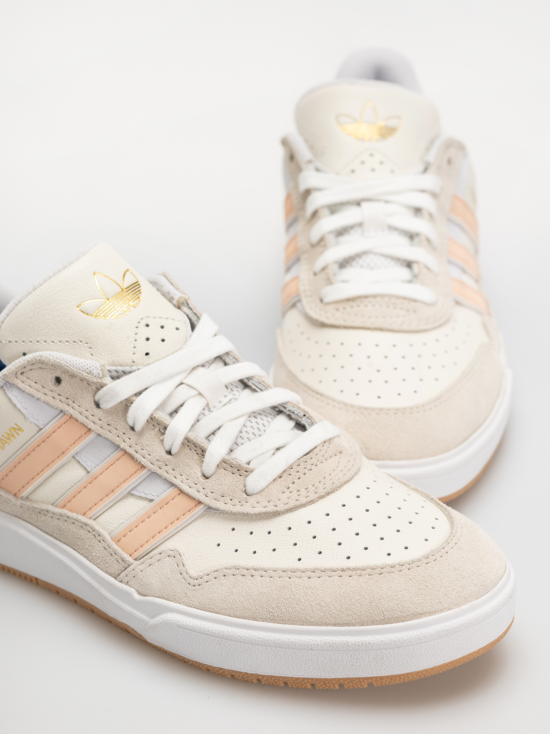 Boty adidas Tyshawn II (wonwhi/powcor/owhite)