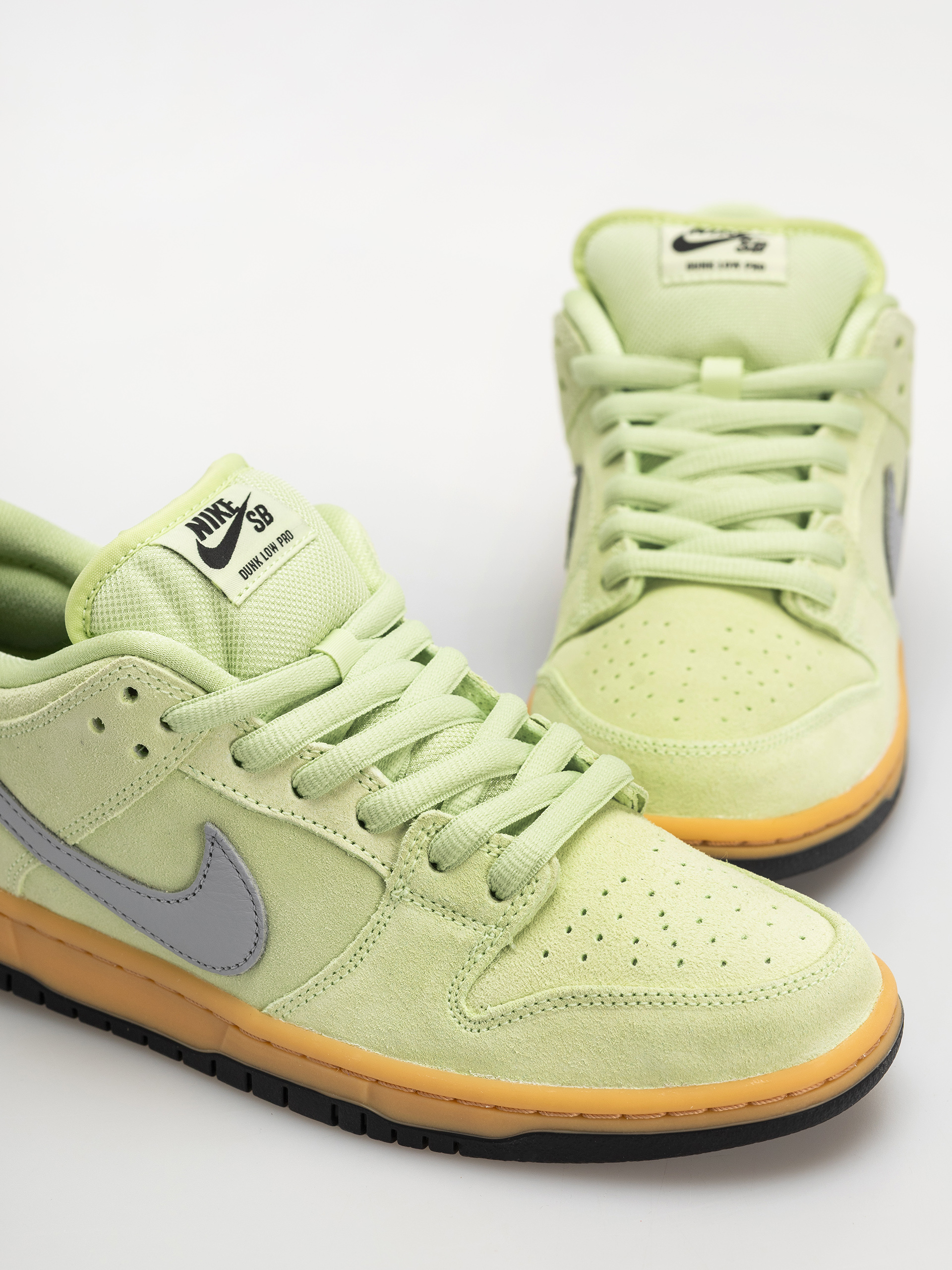 Boty Nike SB Dunk Low Pro Prm (lt liquid lime/wolf grey black)