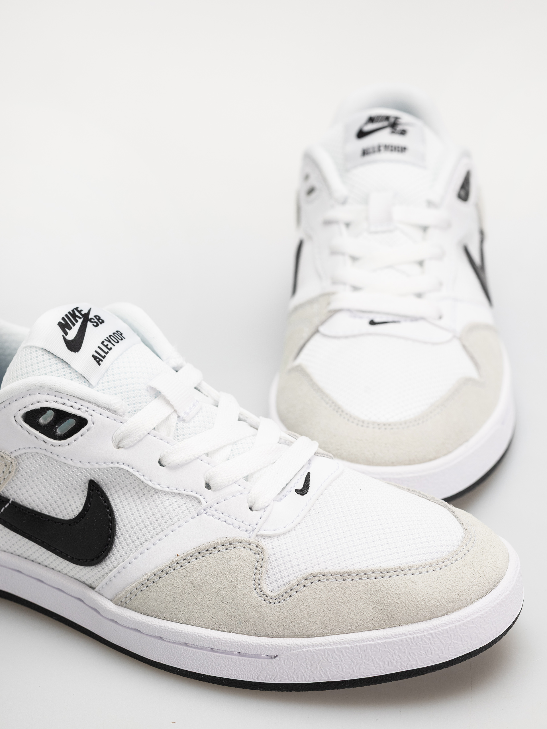 Boty Nike SB Alleyoop JR (white/black white)