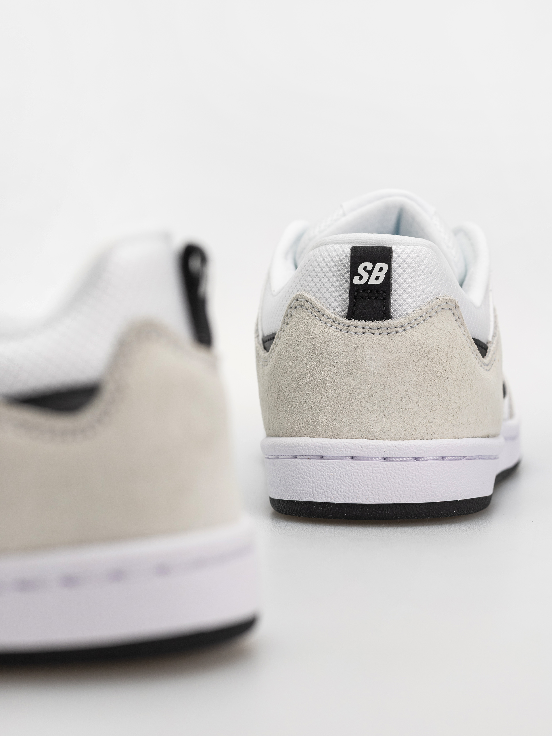 Boty Nike SB Alleyoop JR (white/black white)