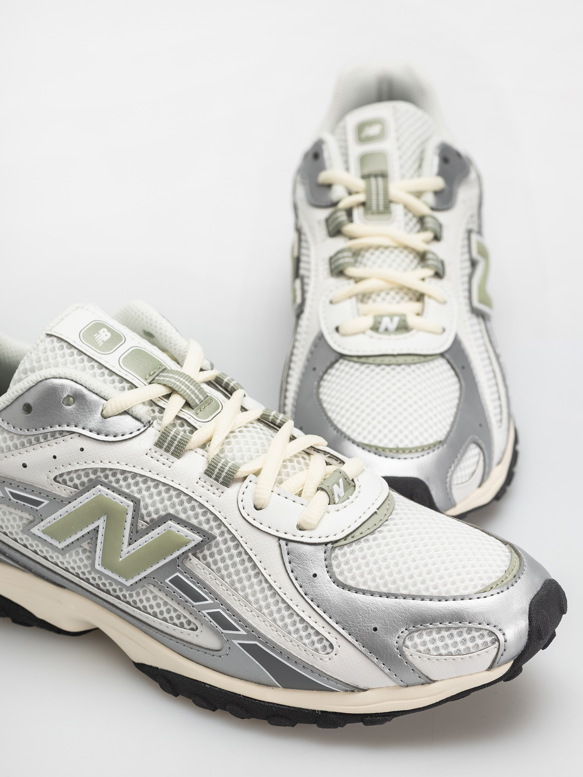Boty New Balance 204 (silver metallic/garter snake swb)